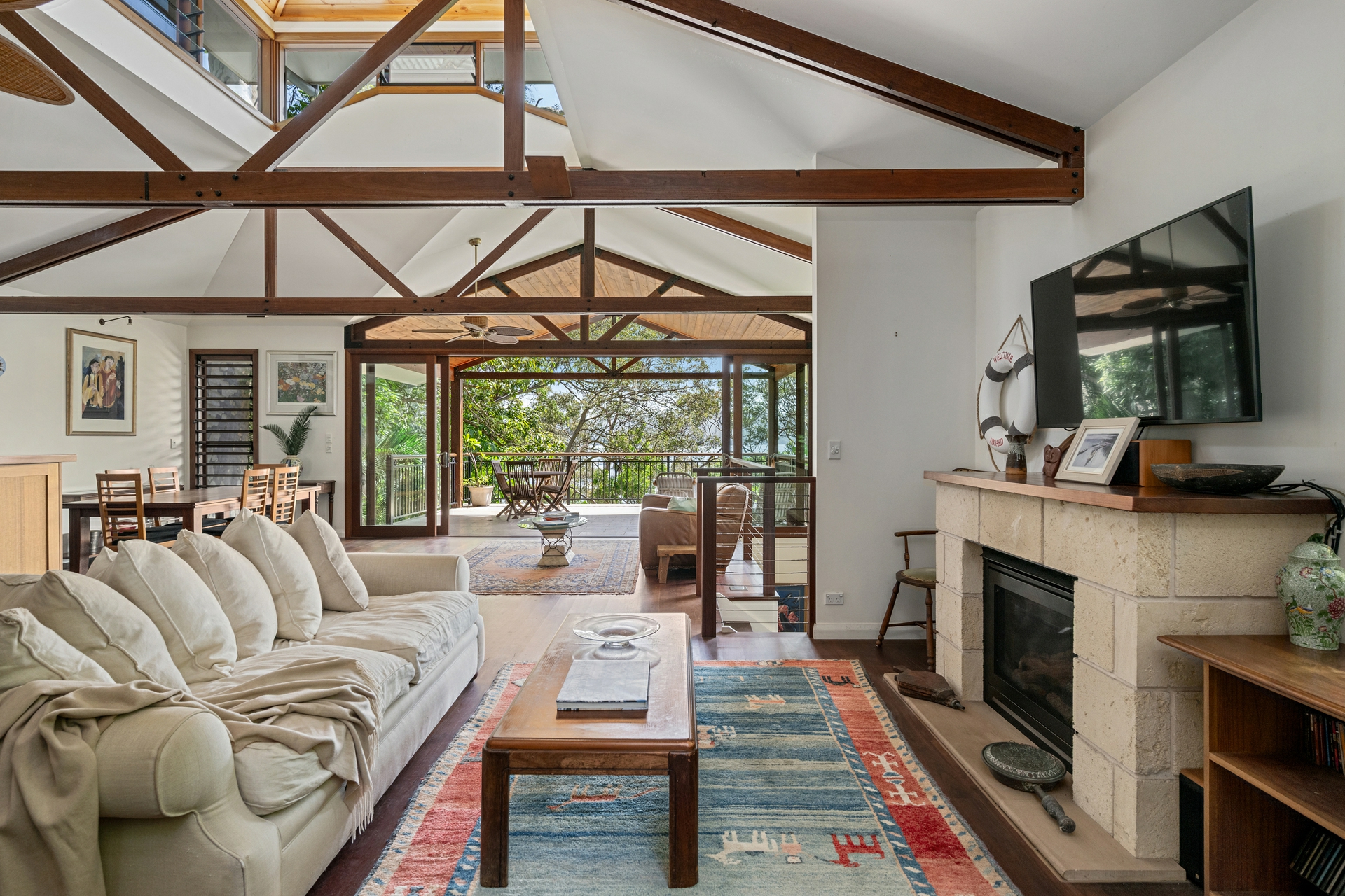 59 Hudson Parade — photo from LJ Hooker Avalon Beach