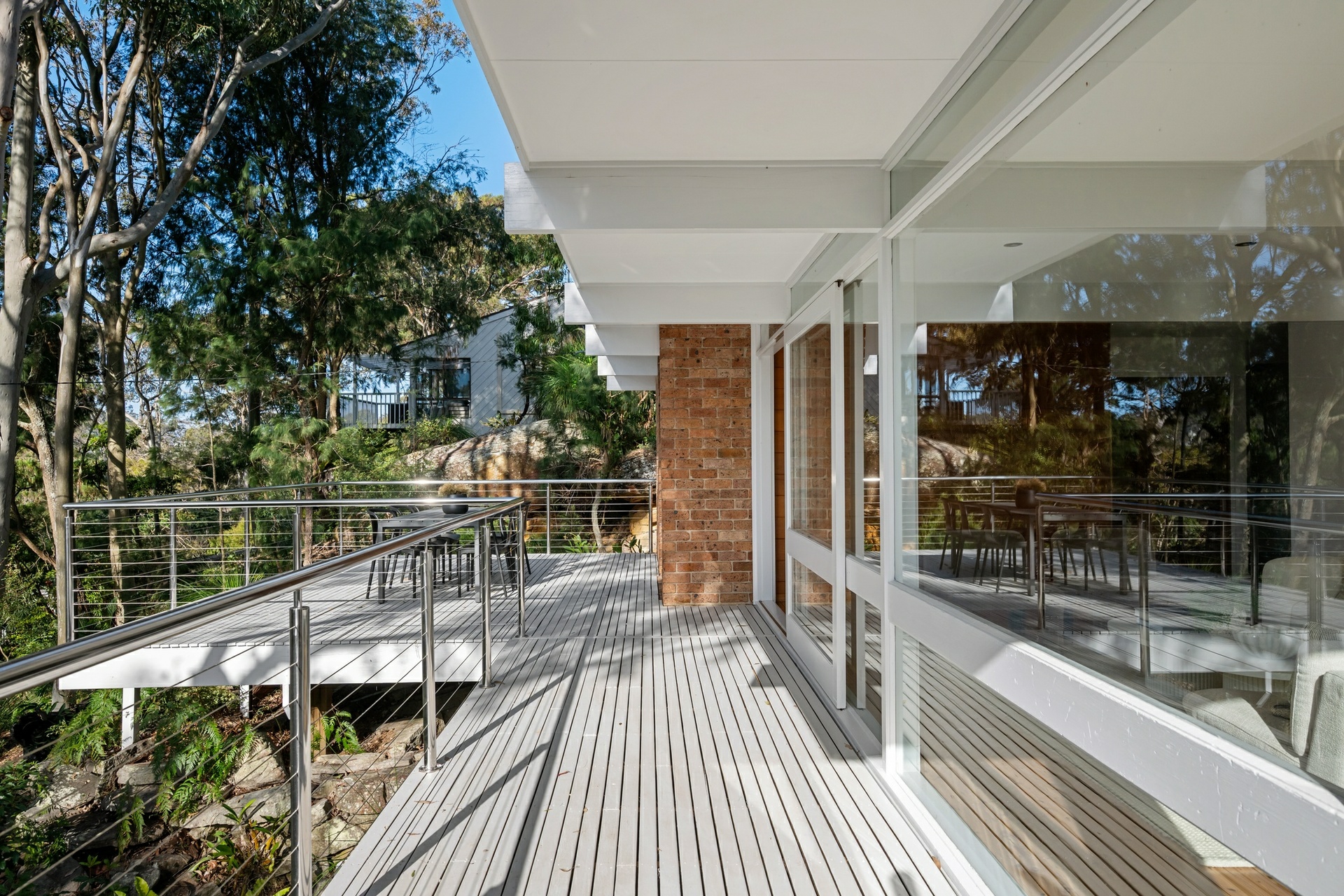 33 Wandeen Road — photo 6 of 22