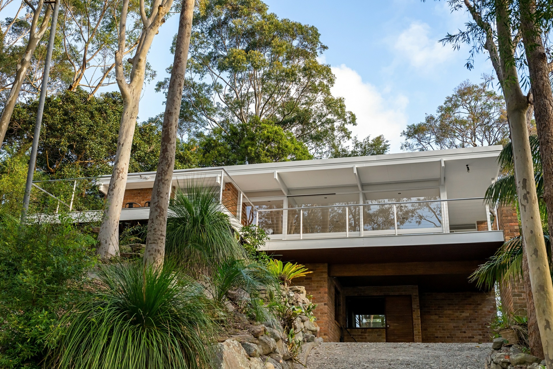 33 Wandeen Road — photo 14 of 22