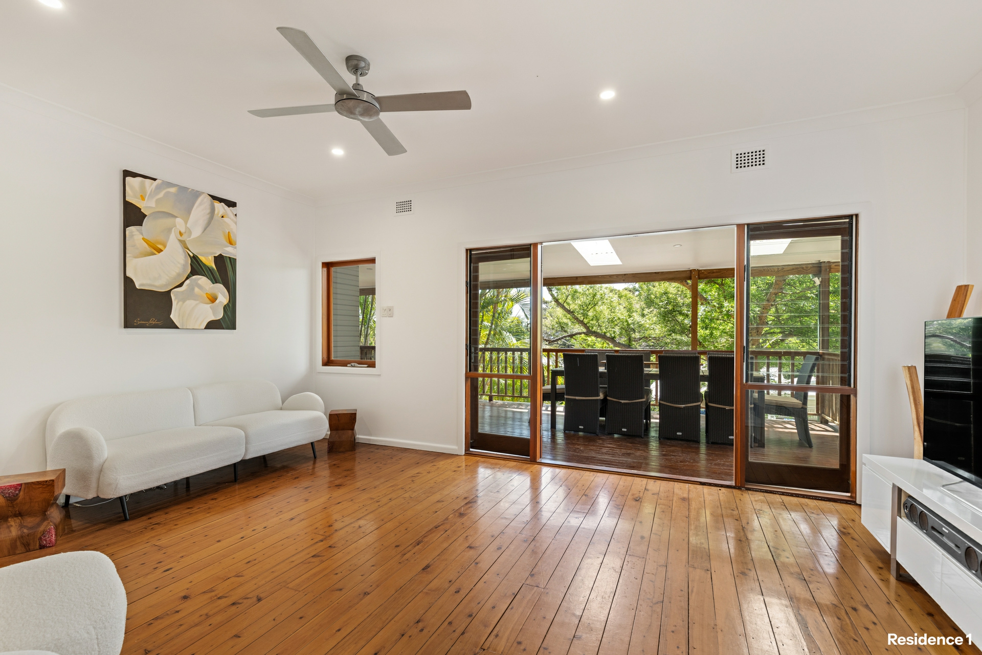 1/25 Binburra Avenue — photo 6 of 13