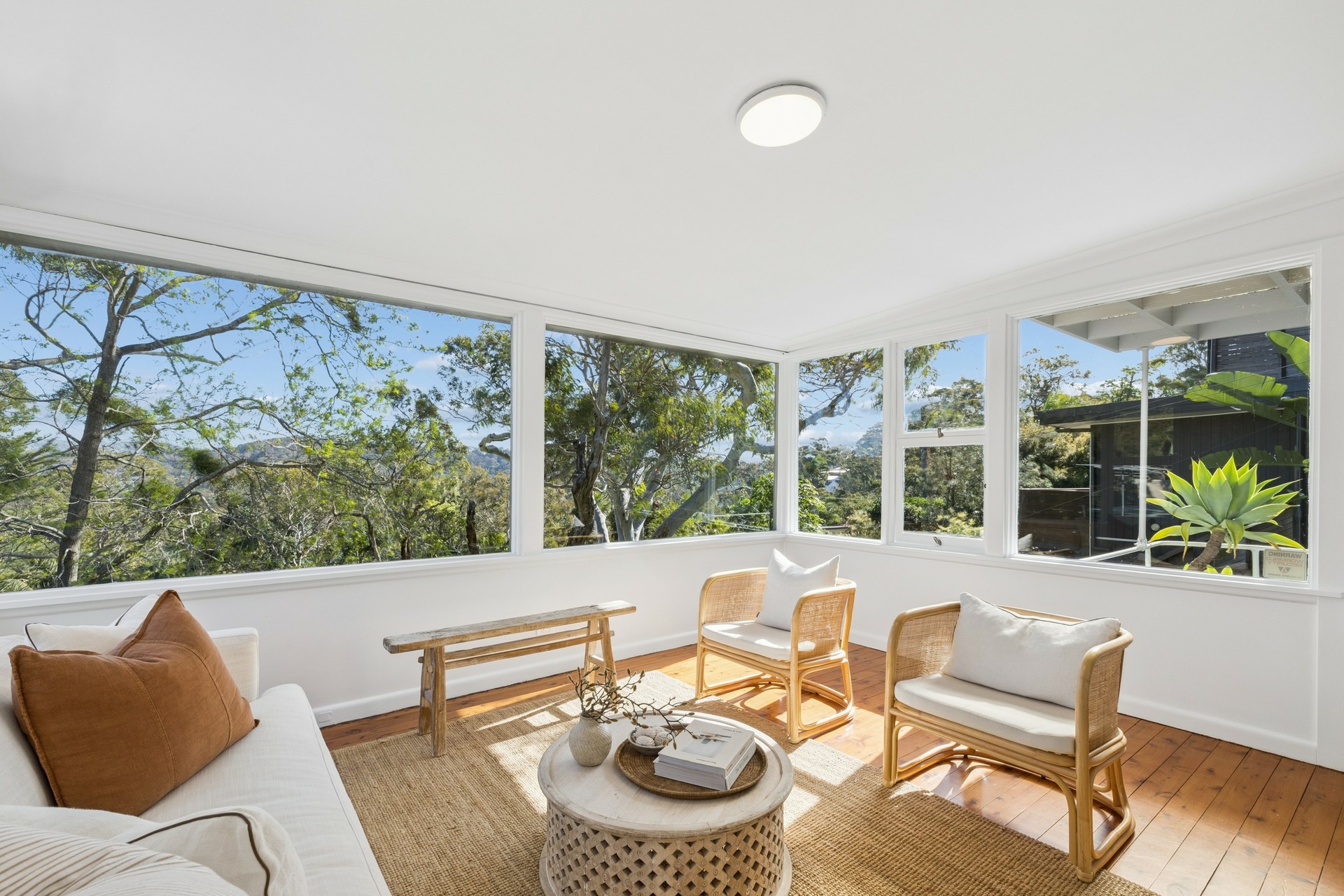 129 Whale Beach Road — photo 10 of 20