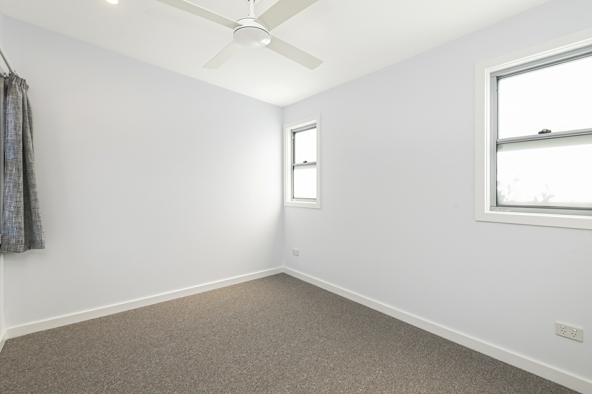 33A Wollstonecraft Avenue — photo 5 of 6