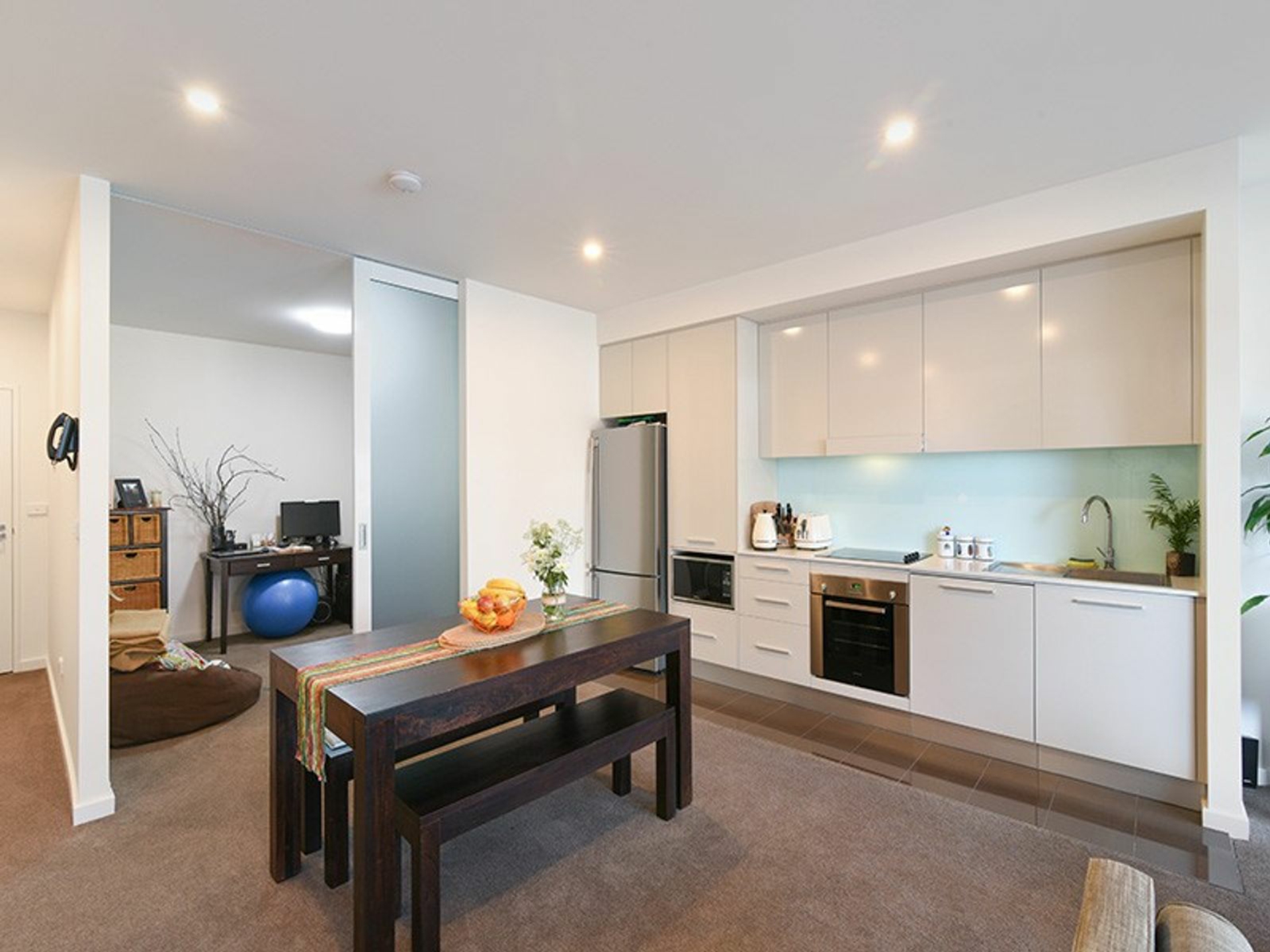 E209/11 Ernest Street, BELMONT