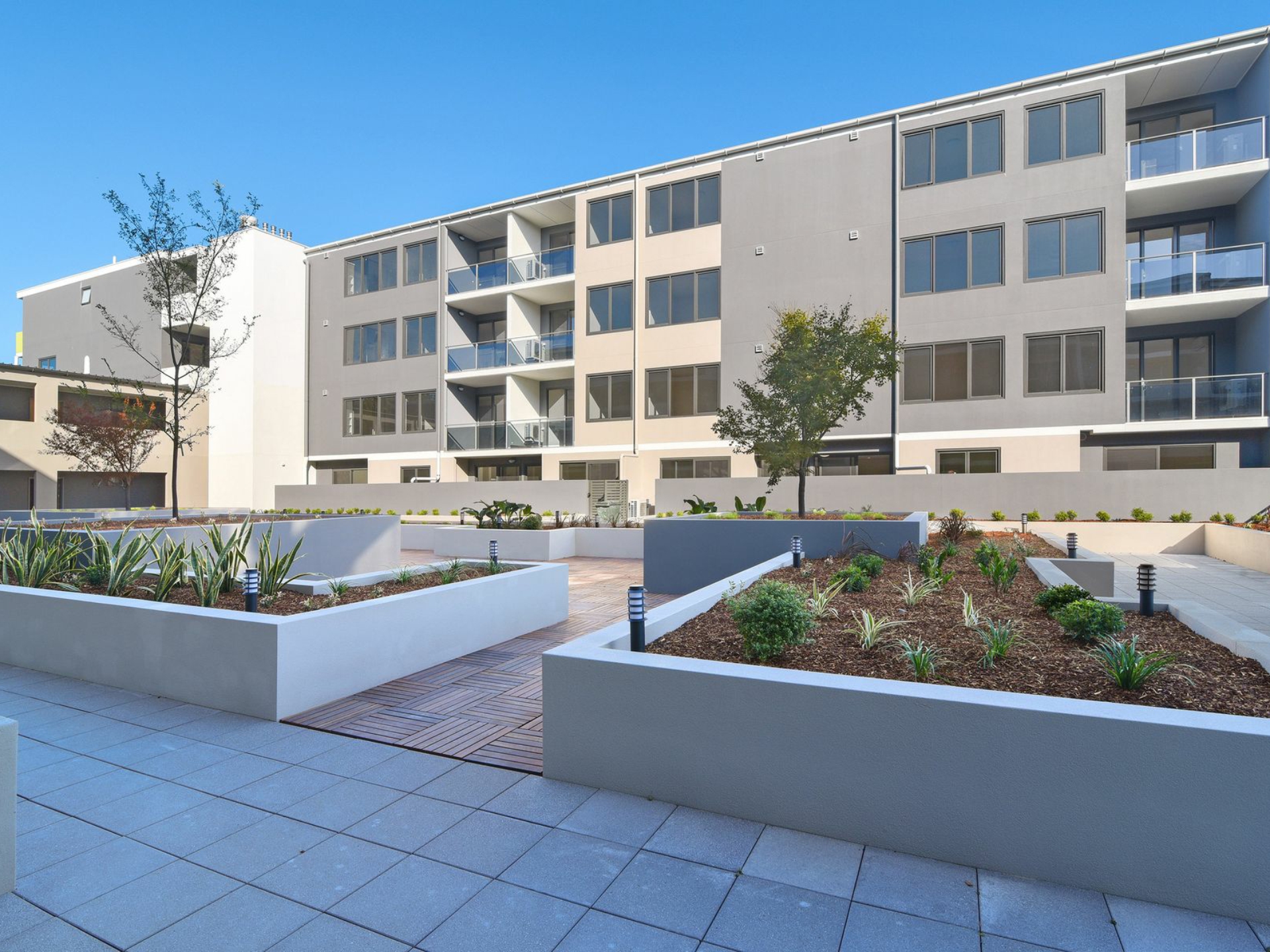 M114/571 Pacific Hwy, BELMONT