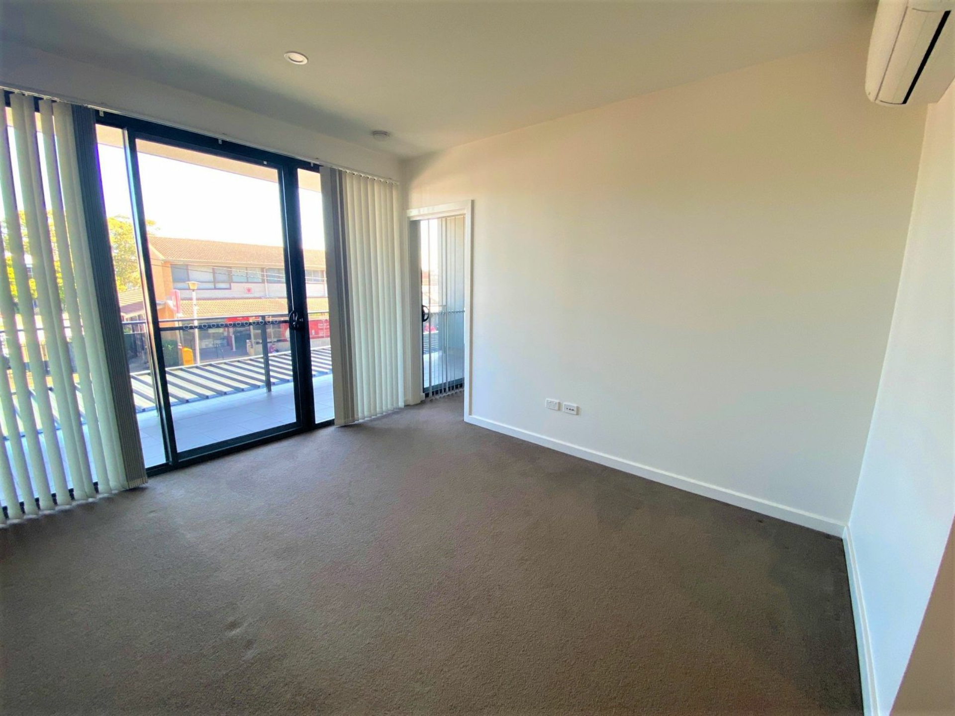 M114/571 Pacific Hwy, BELMONT