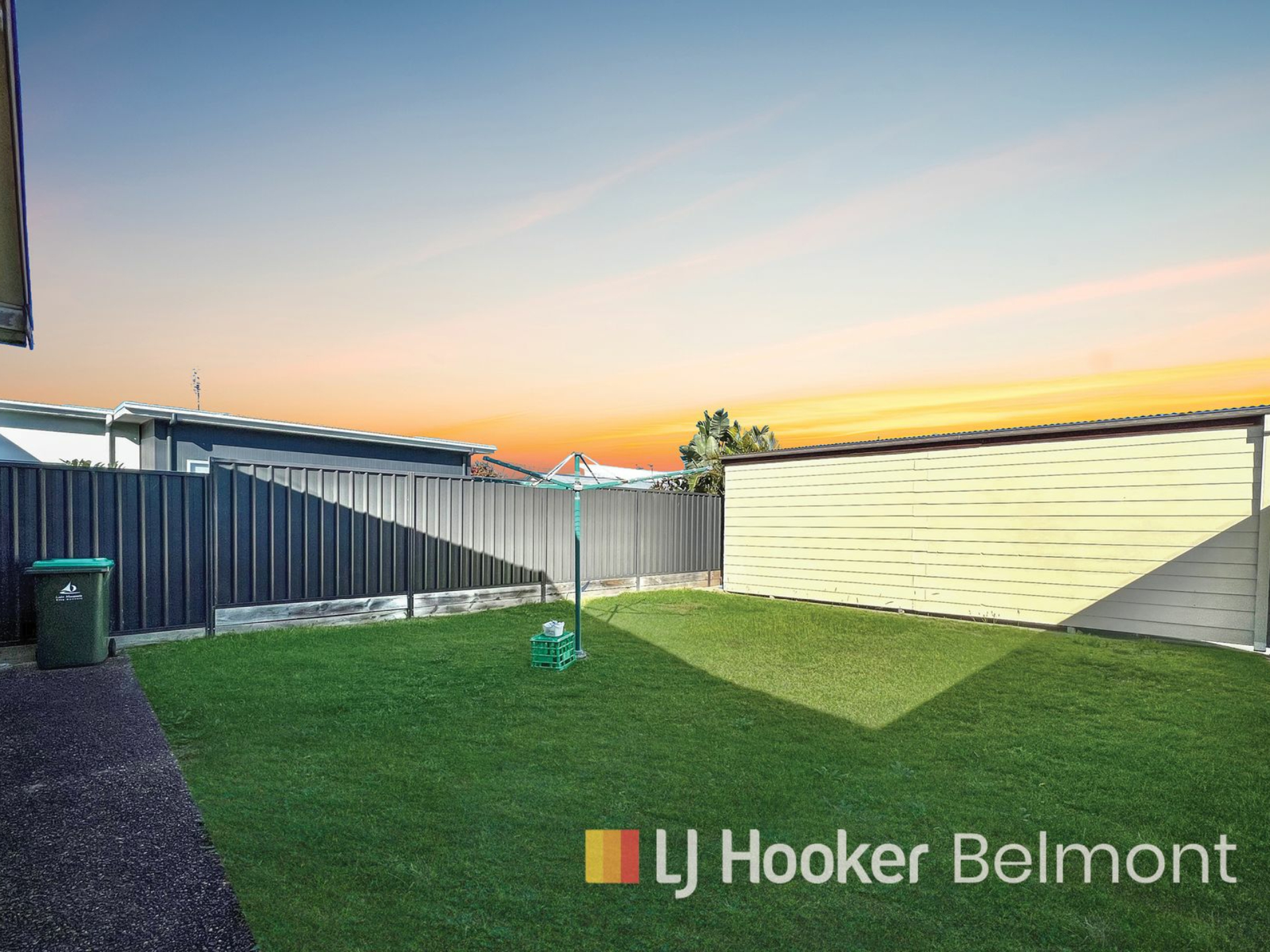2/8 Maneela Street, BLACKSMITHS