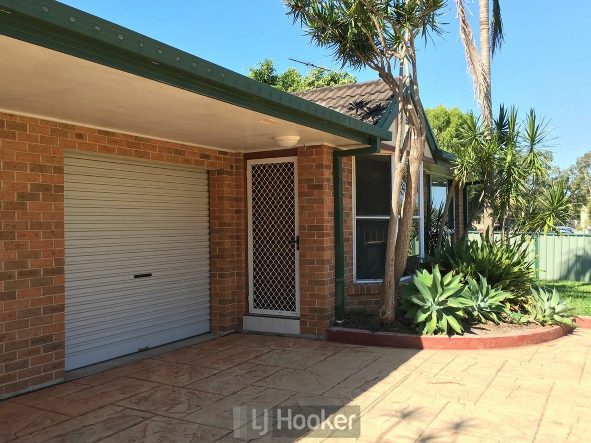 3/8 Dudley Road, CHARLESTOWN