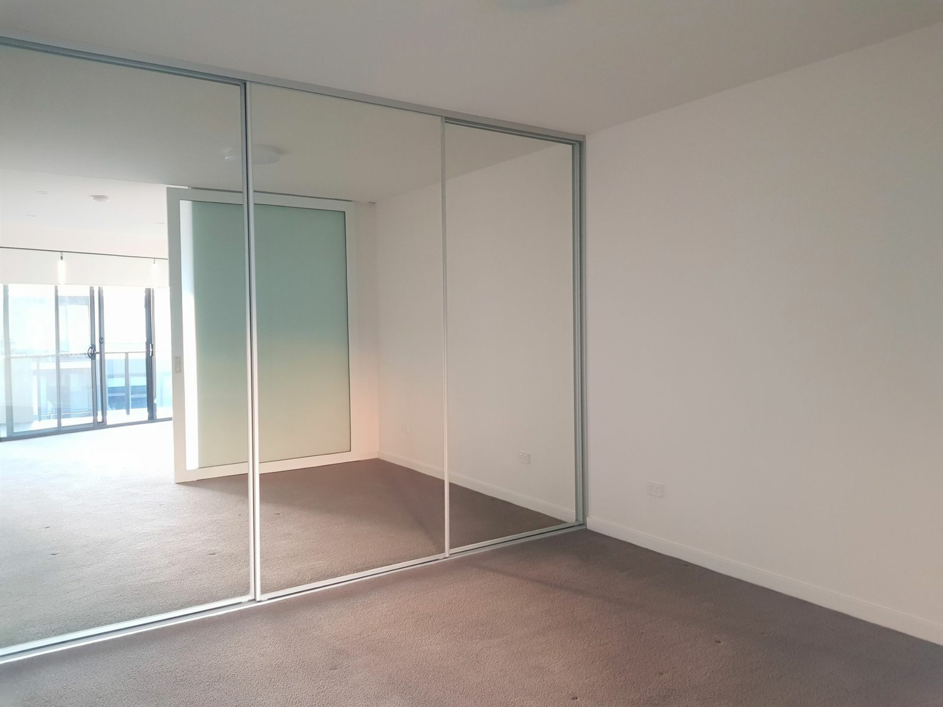 E404/11 Ernest Street, BELMONT