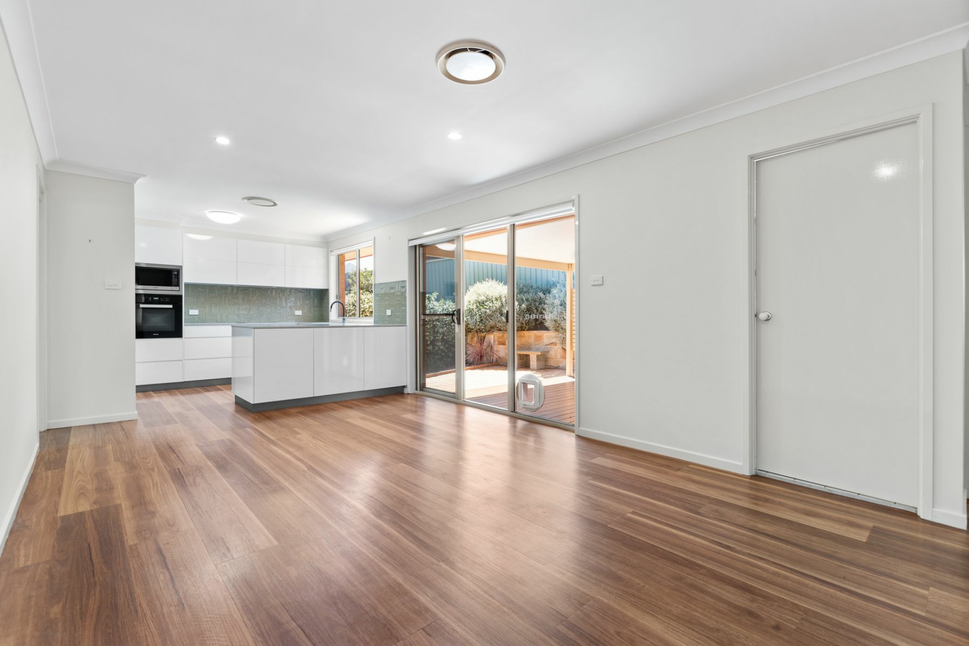 6/3 Roma Road, VALENTINE