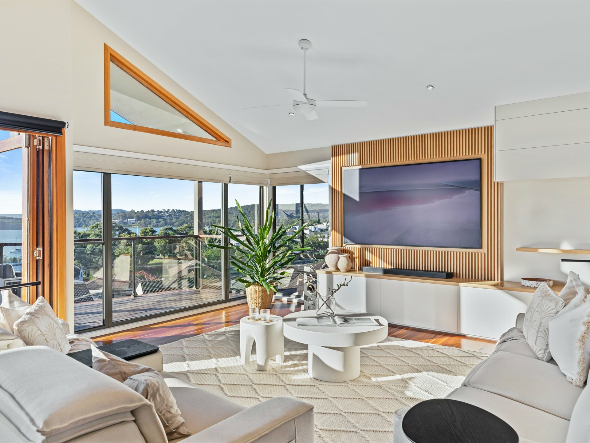 74 Christopher Avenue, VALENTINE