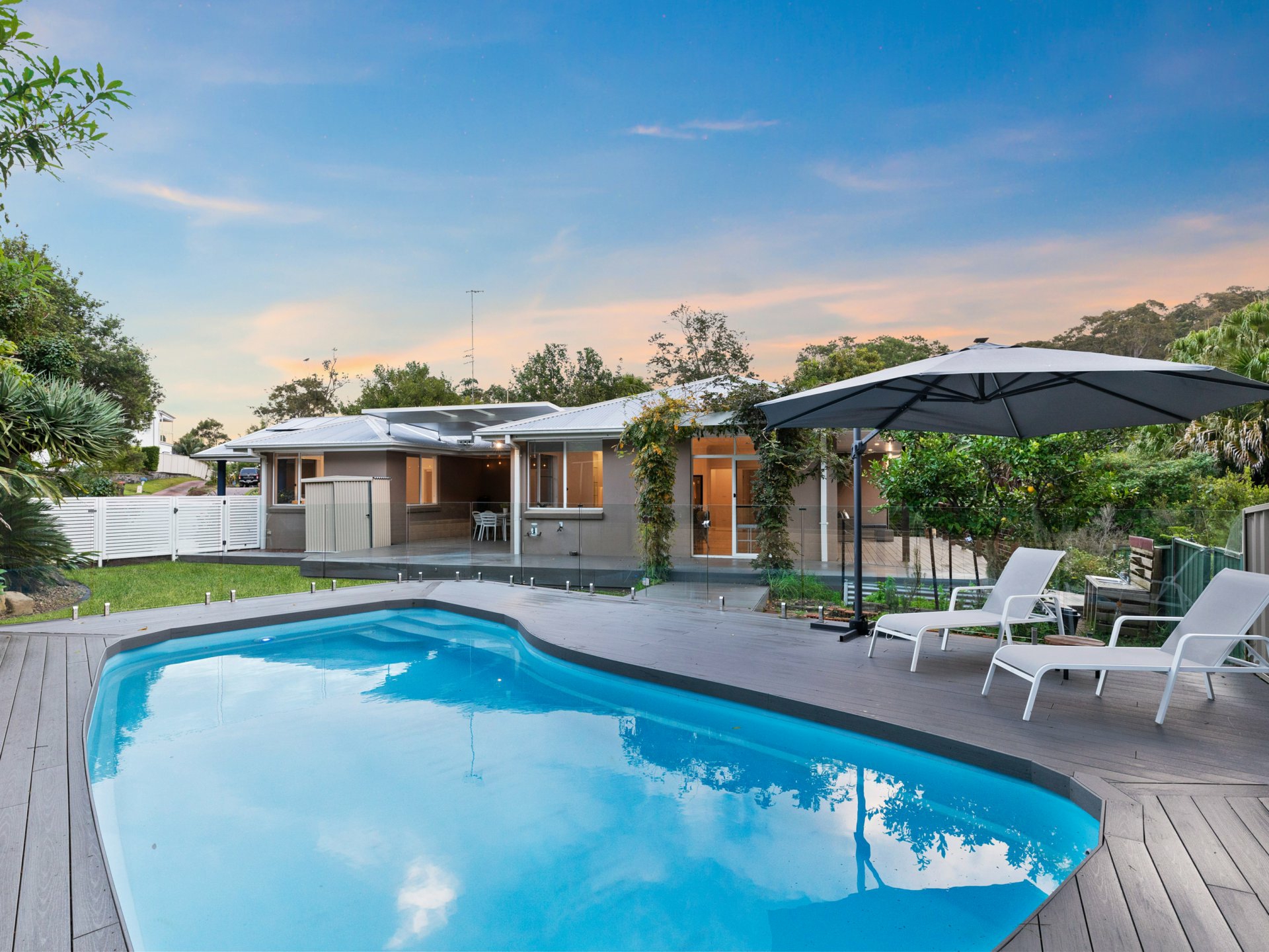 12 Duchess Close, FLORAVILLE