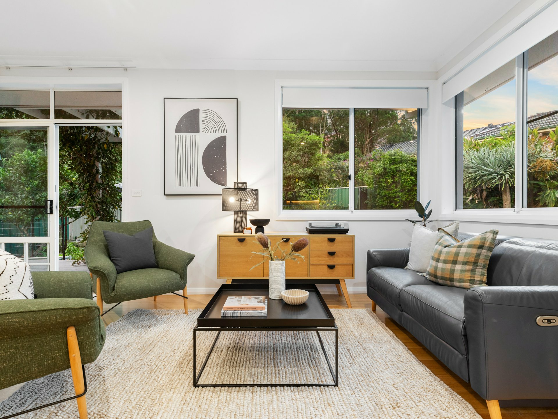 12 Duchess Close, FLORAVILLE