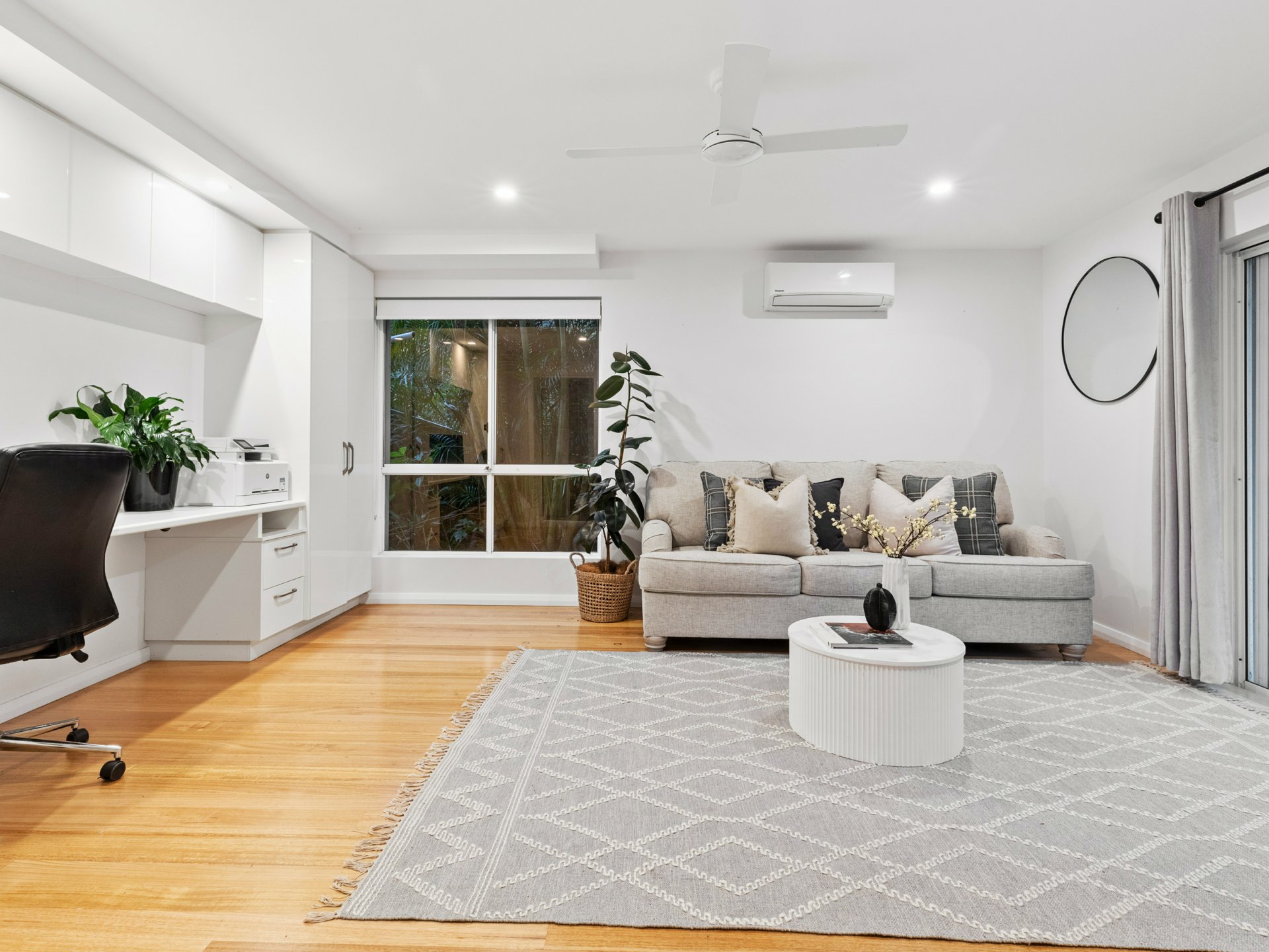 12 Duchess Close, FLORAVILLE