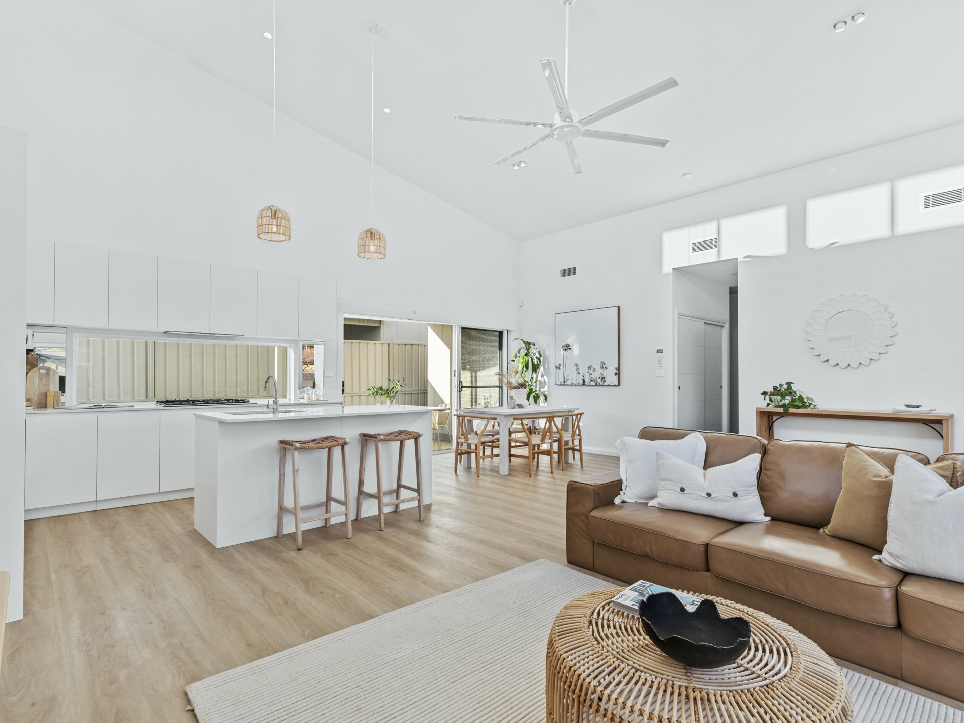 6 Williams Street, BELMONT SOUTH