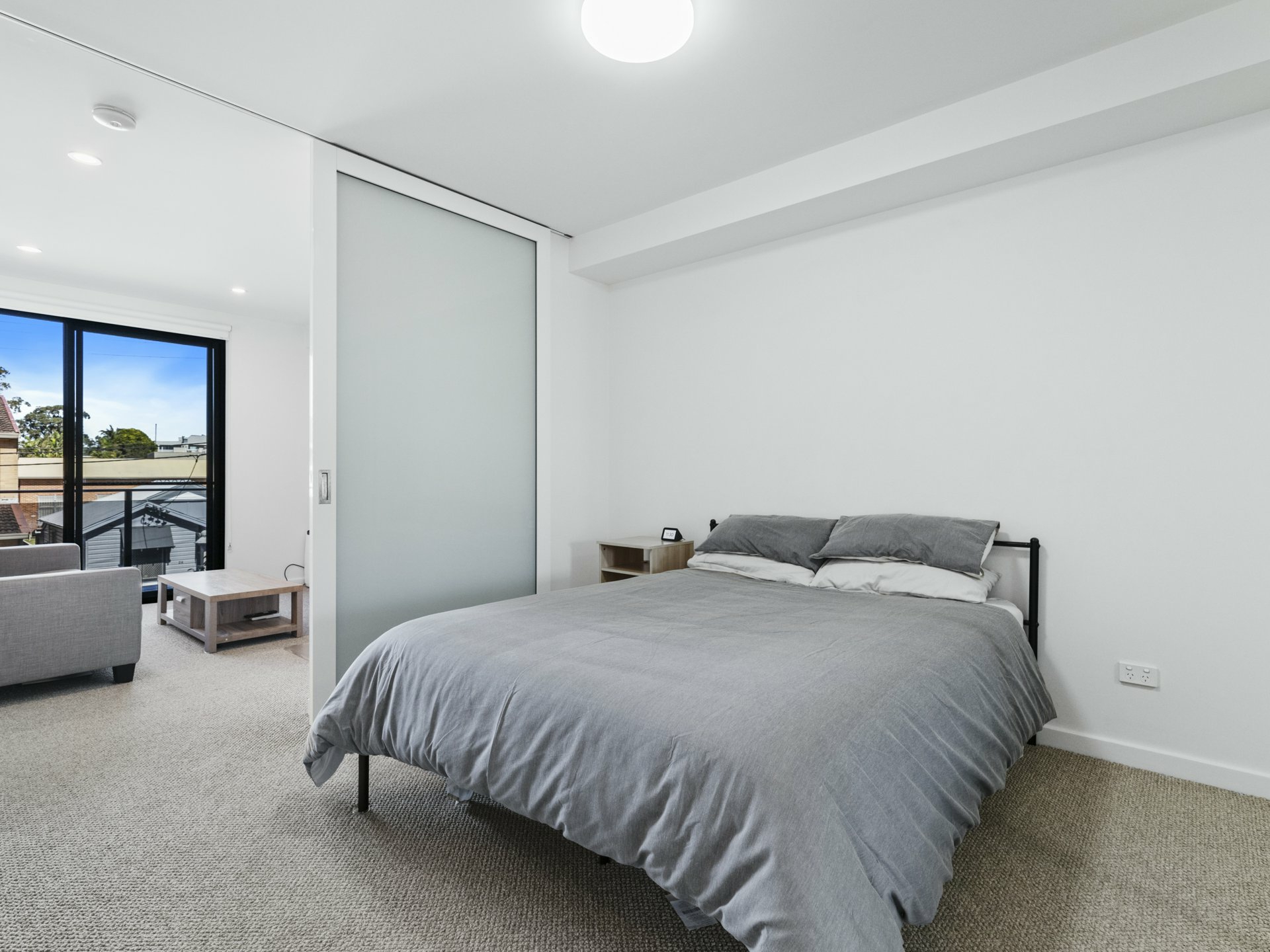 111/571 Pacific Highway, BELMONT