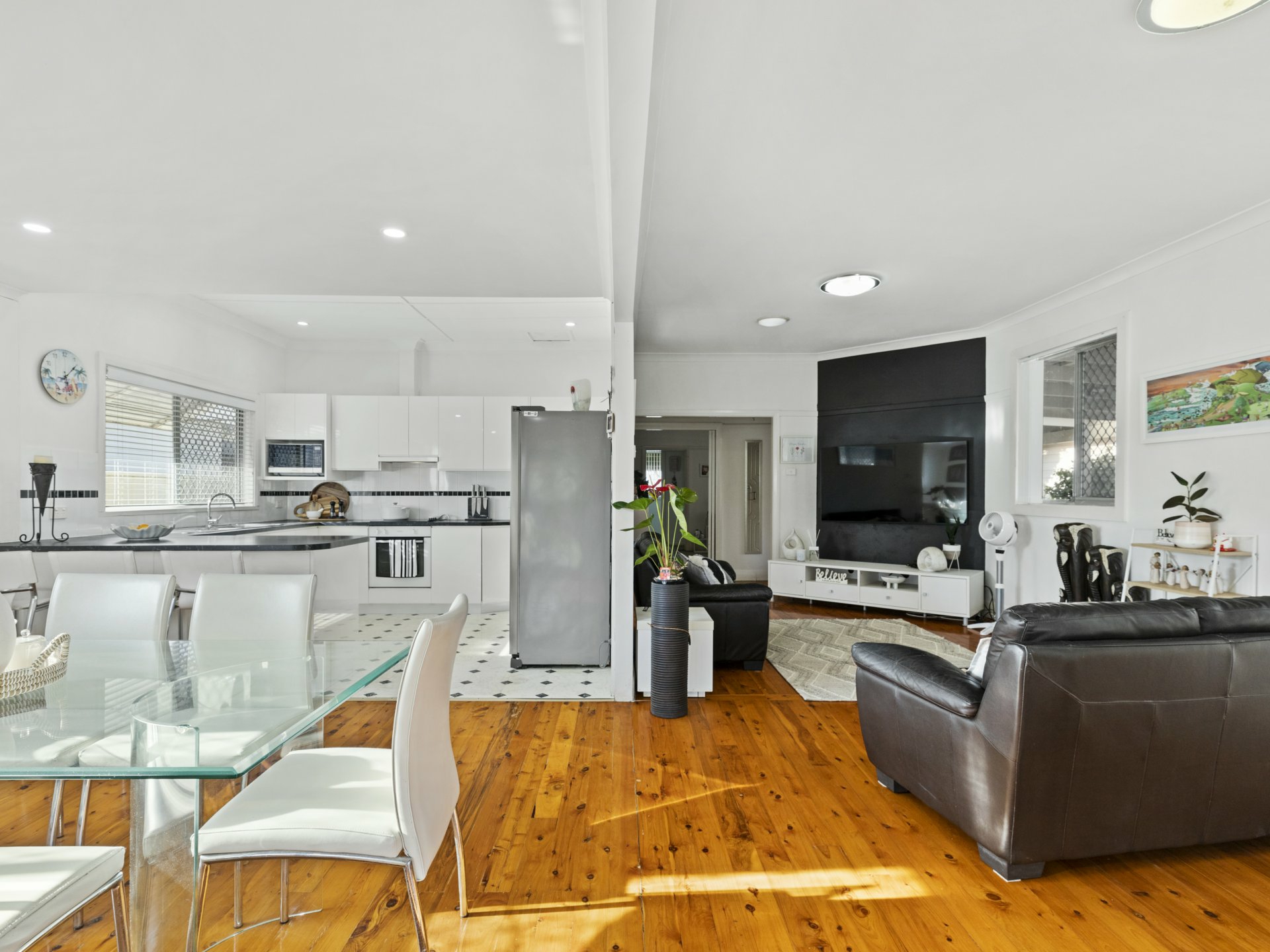 13 Maxwell Avenue, BELMONT NORTH
