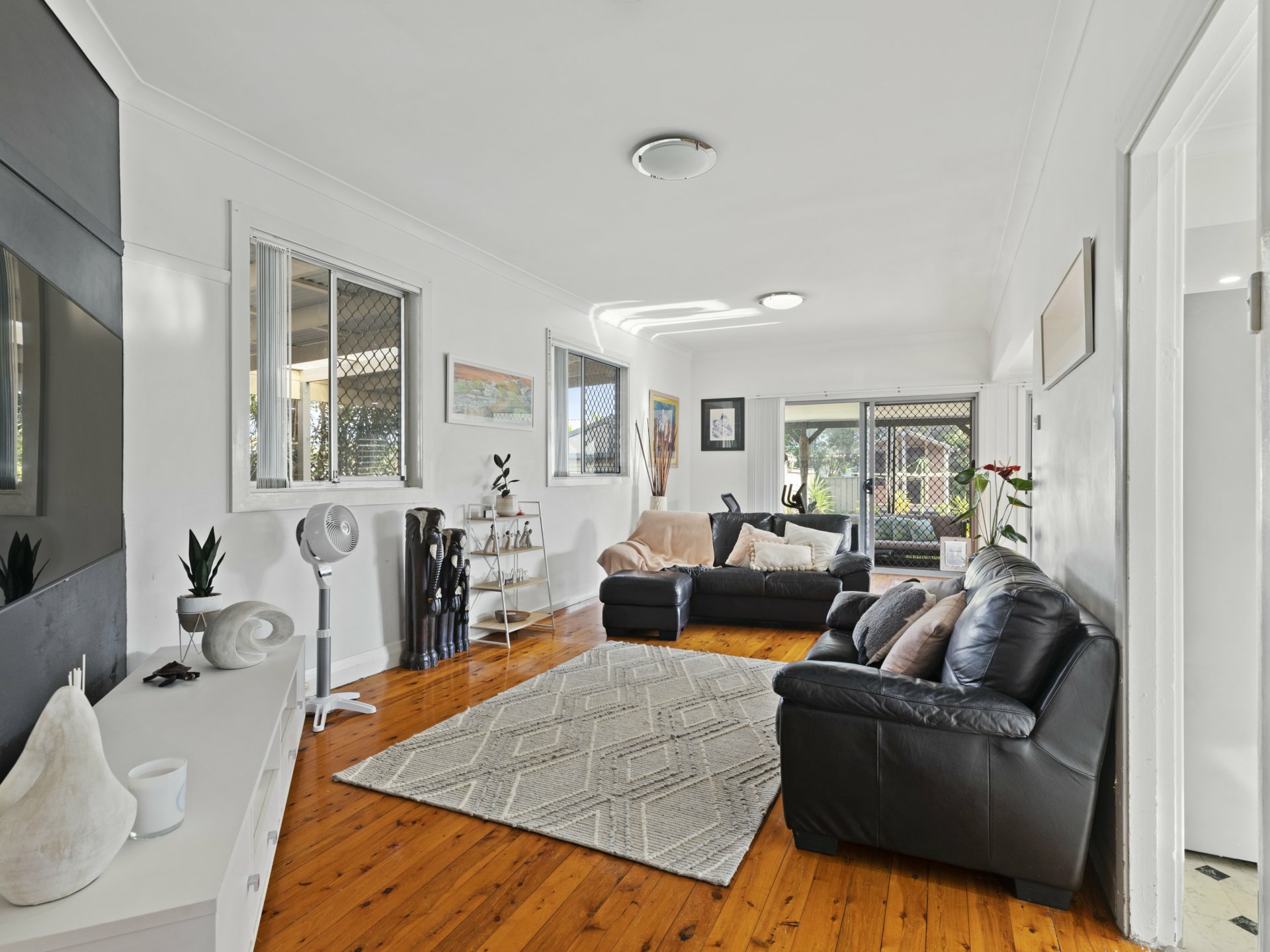 13 Maxwell Avenue, BELMONT NORTH