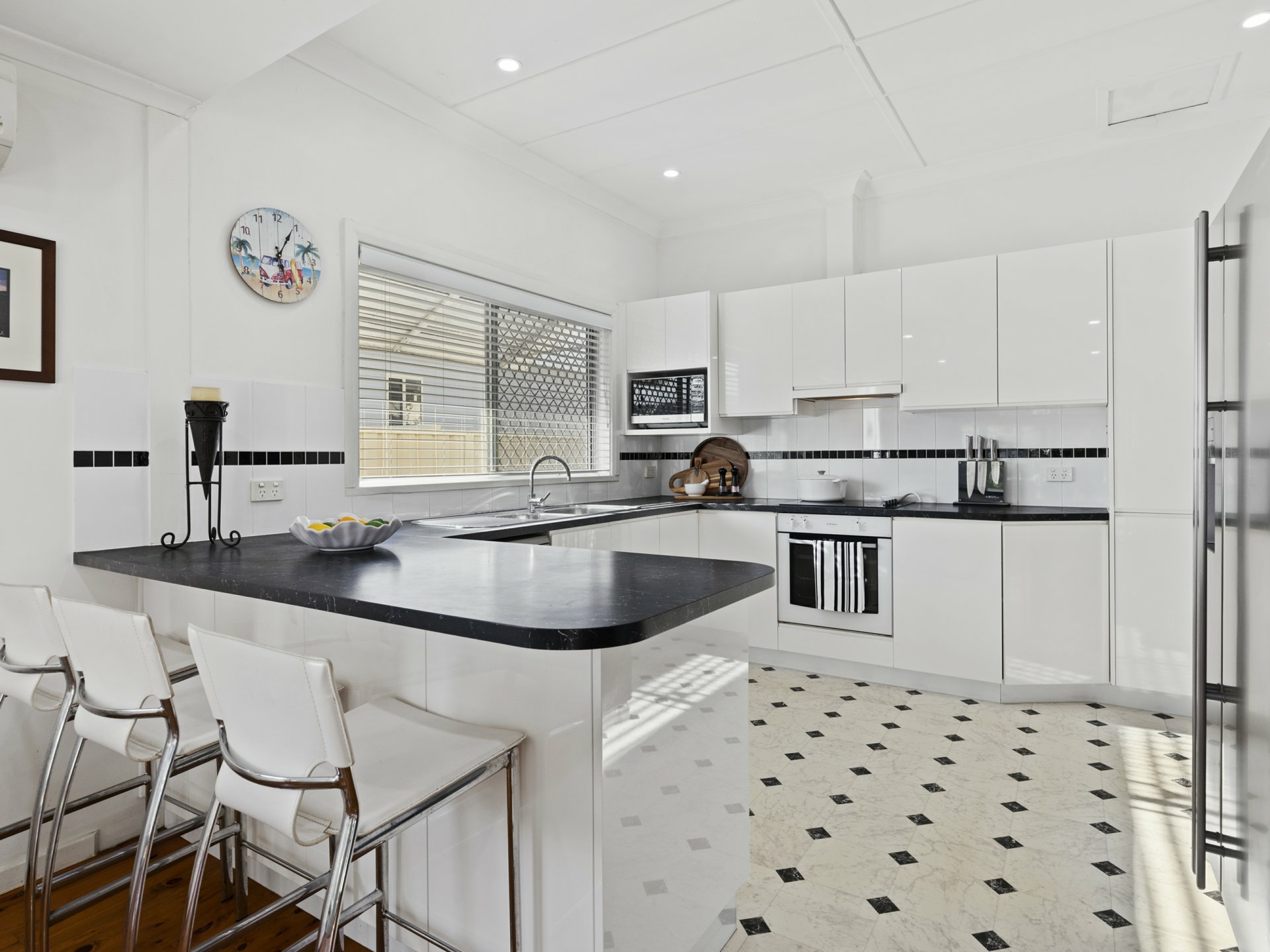 13 Maxwell Avenue, BELMONT NORTH