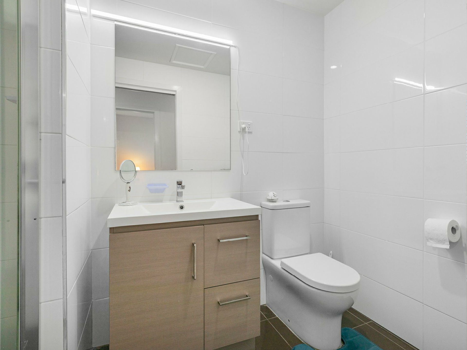 216/11 Ernest Street, BELMONT