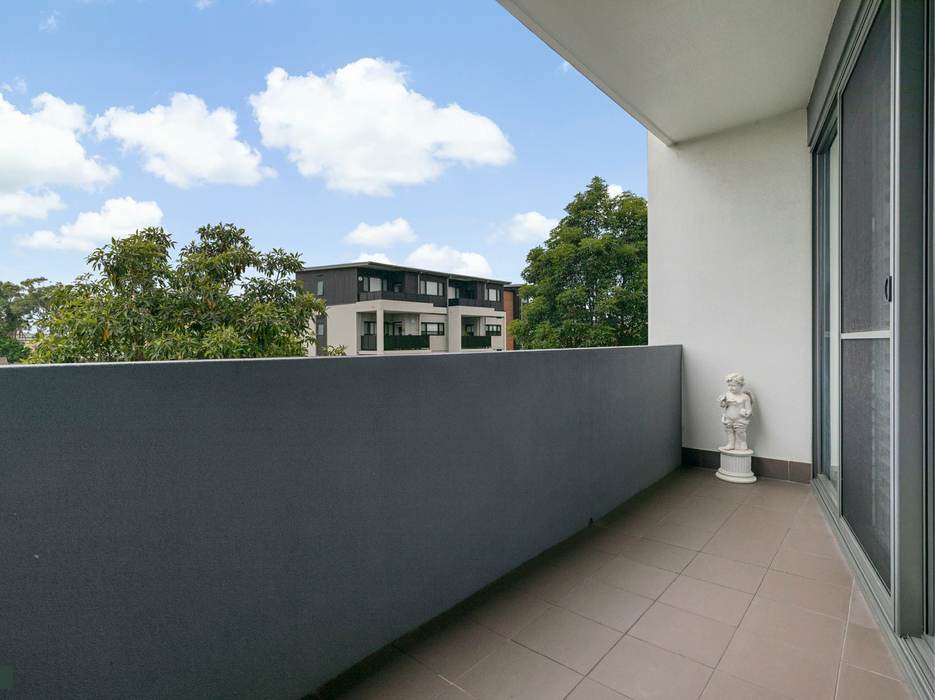 216/11 Ernest Street, BELMONT
