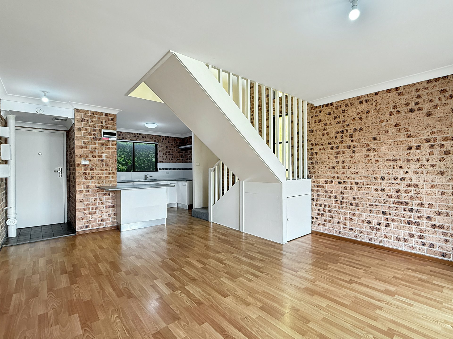 11/29 Wood Street, SWANSEA