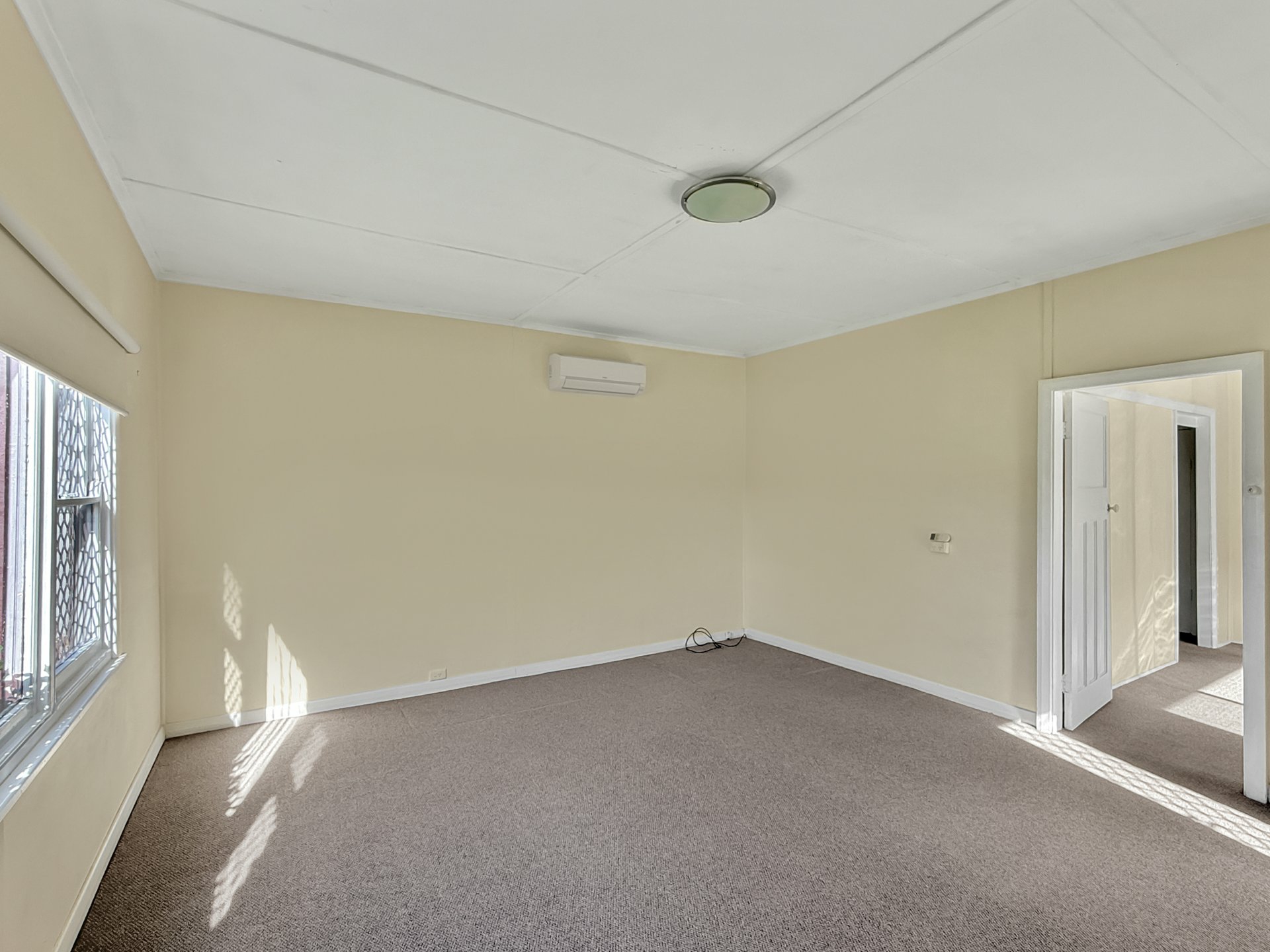 33 Macquarie Street, SWANSEA