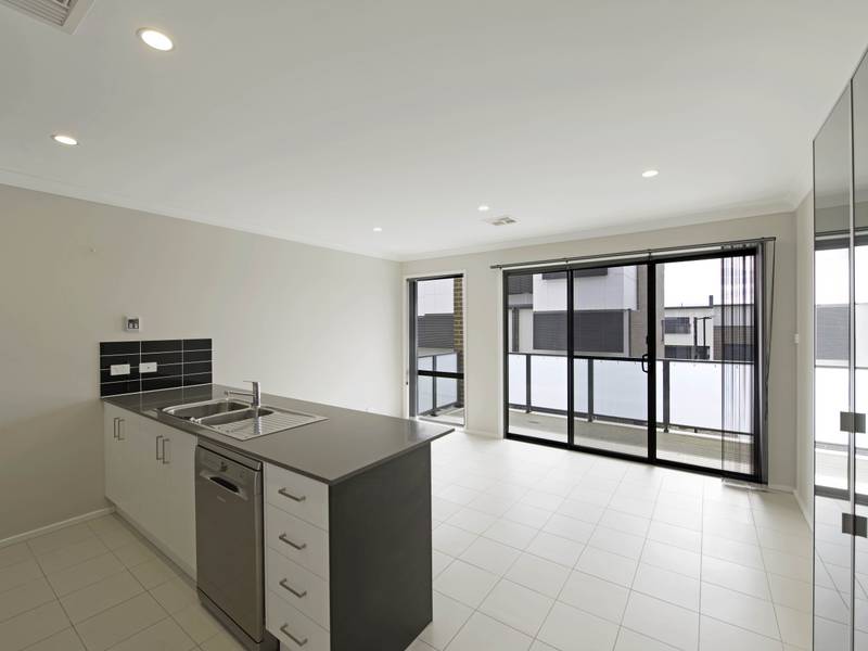 20/50 Henry Kendall Street, FRANKLIN