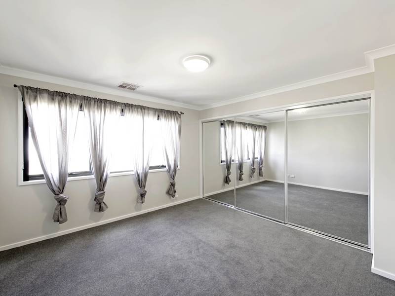 20/50 Henry Kendall Street, FRANKLIN