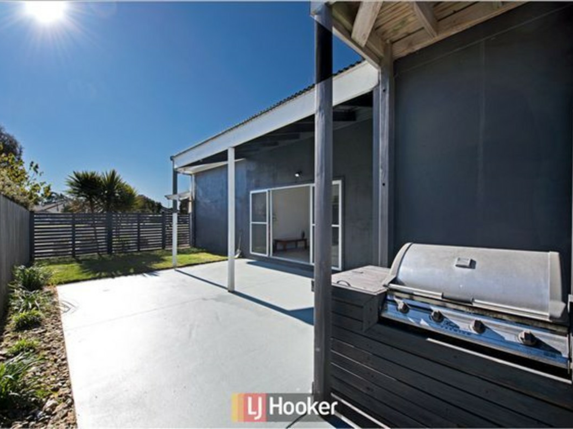 330 Gundaroo Drive, GUNGAHLIN