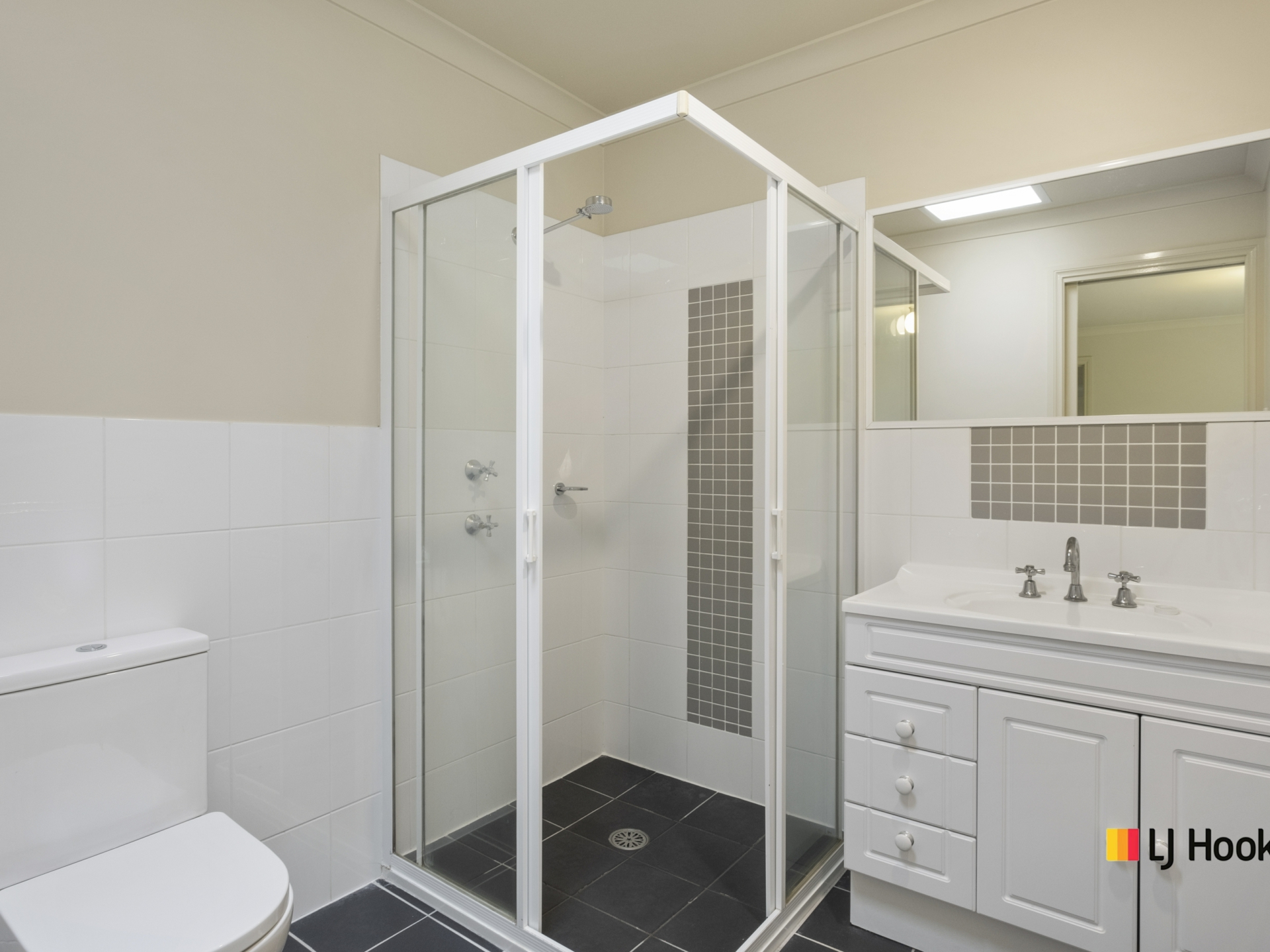 1 Heatherdale Street, AMAROO