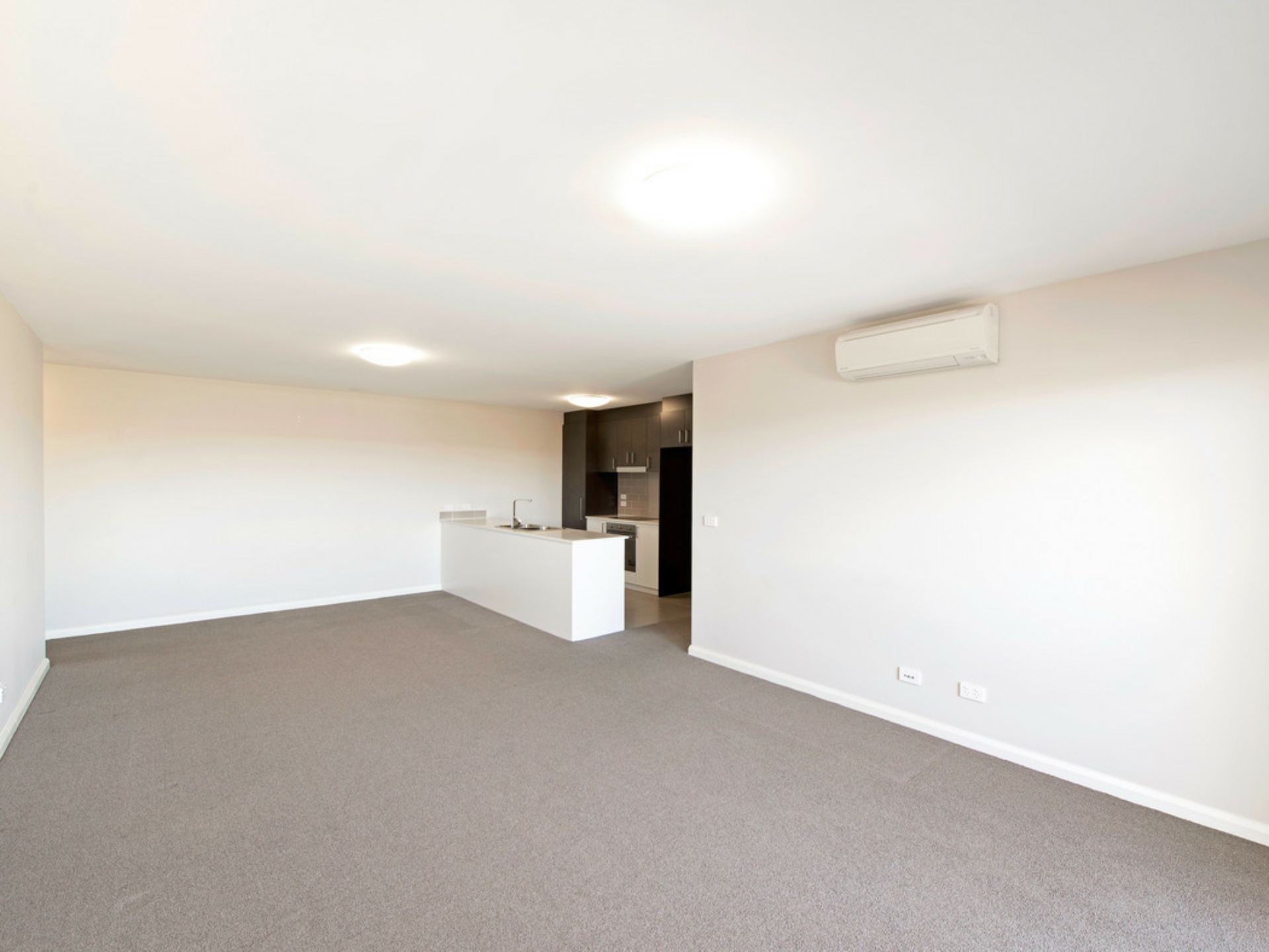 53/241 Flemington Road, Franklin