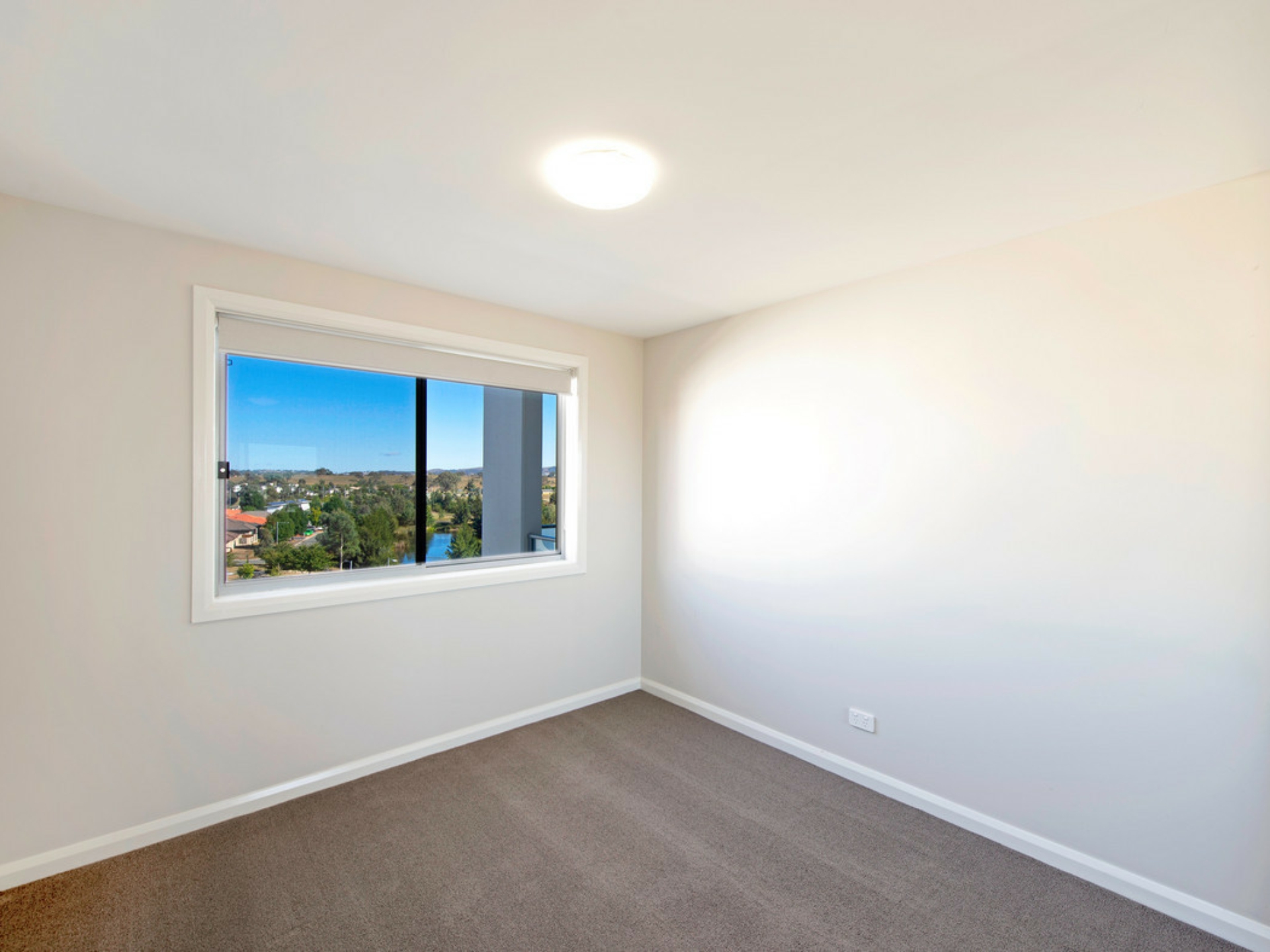 53/241 Flemington Road, Franklin