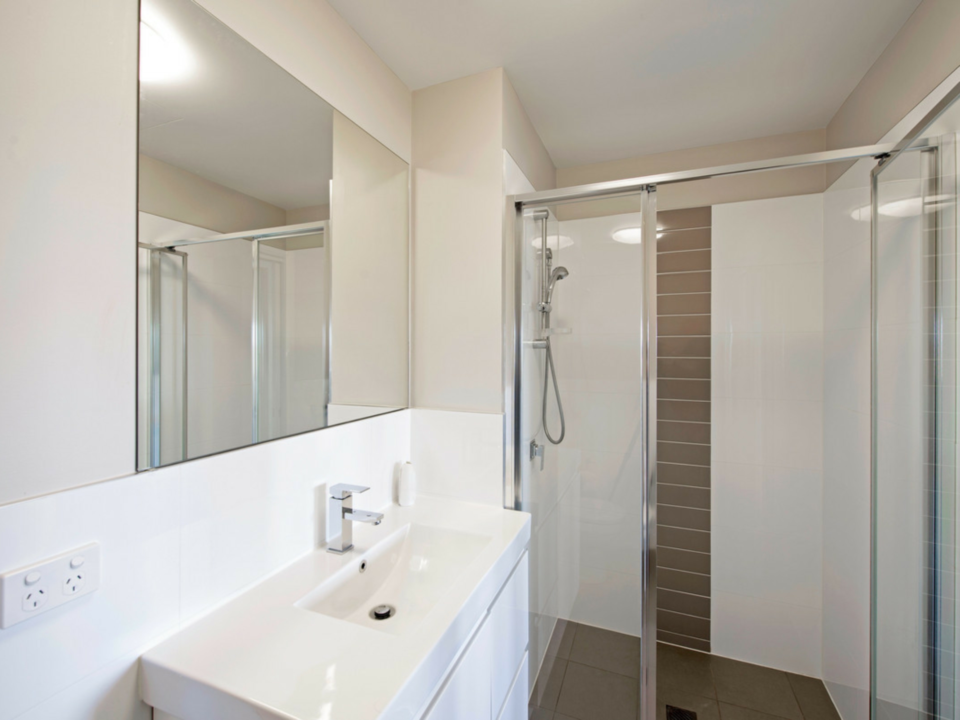 53/241 Flemington Road, Franklin