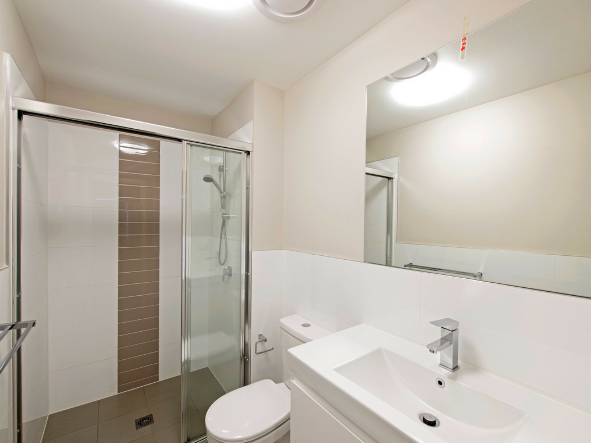 53/241 Flemington Road, Franklin