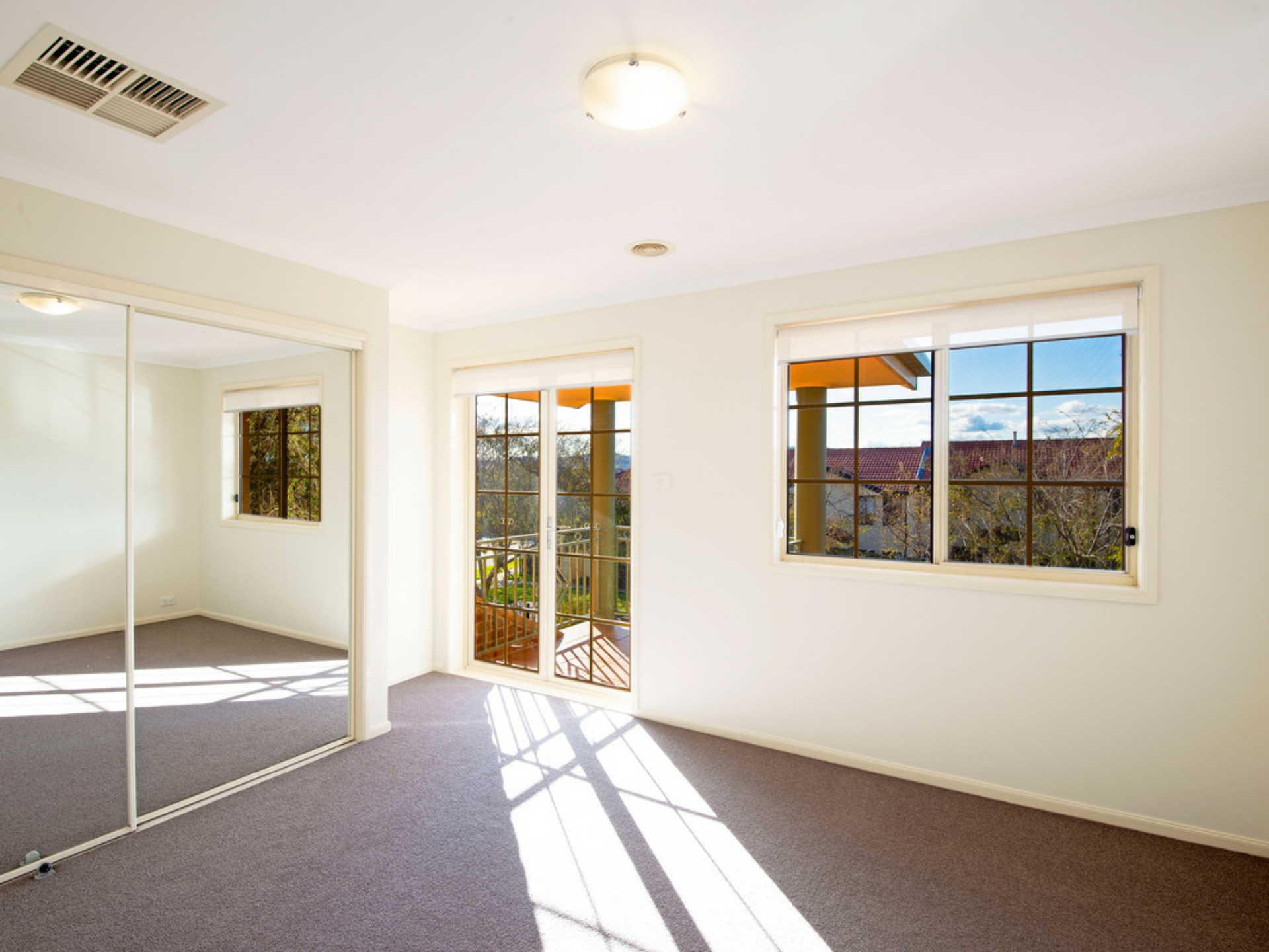 4 Haystack Crescent, PALMERSTON