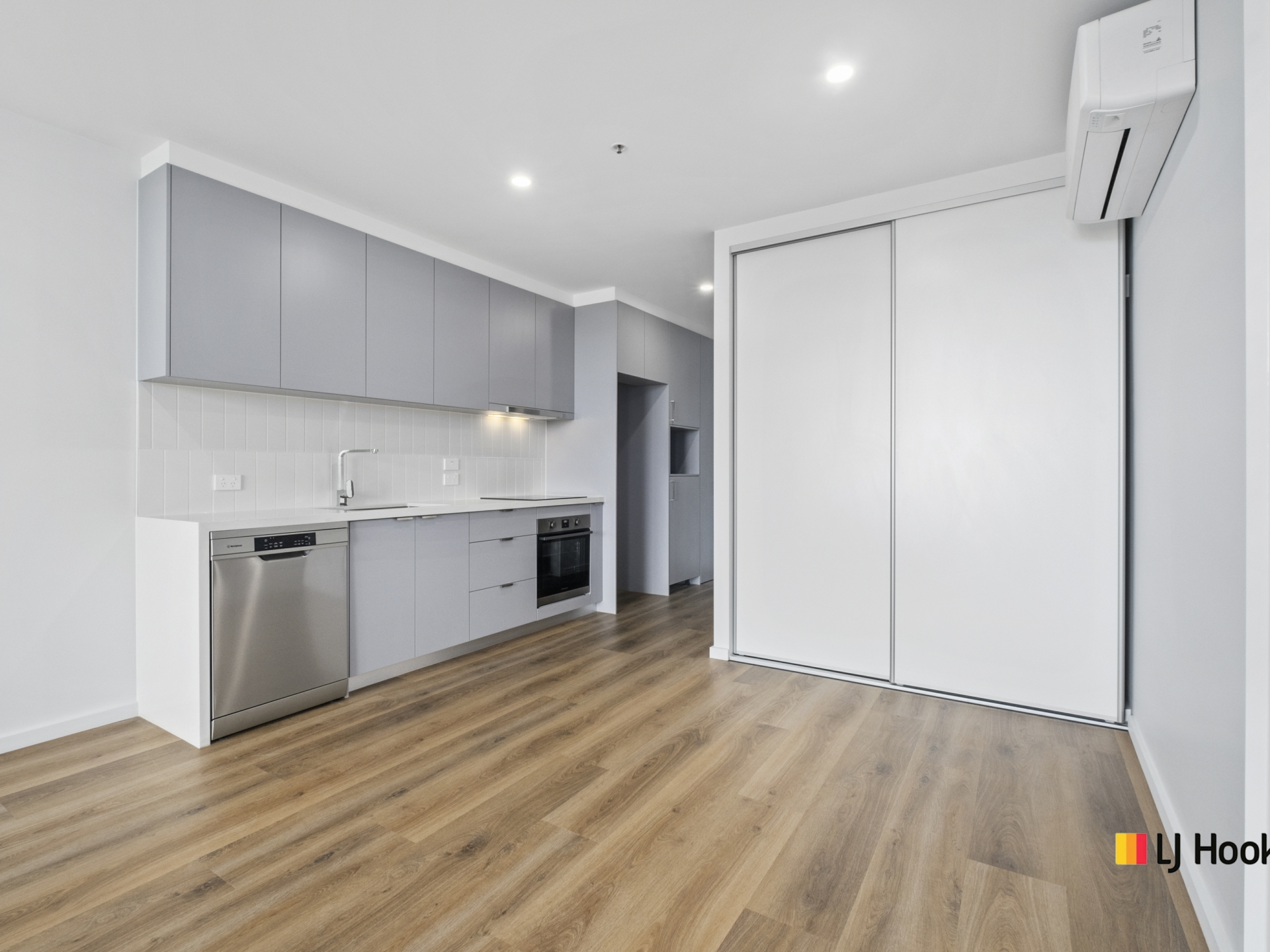 51/4 Hoolihan Street, DENMAN PROSPECT