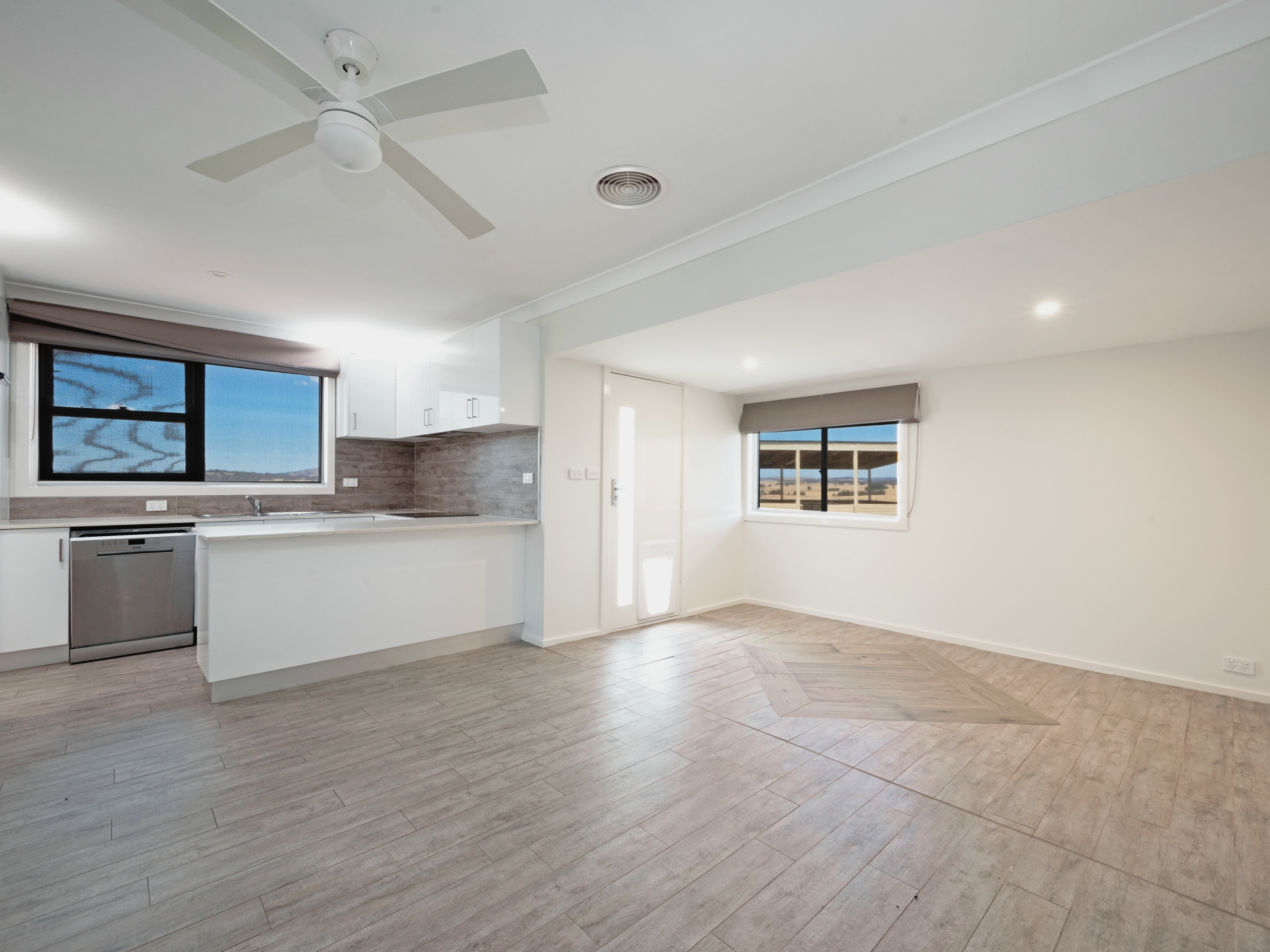 76 Kiaora Lane, SUTTON