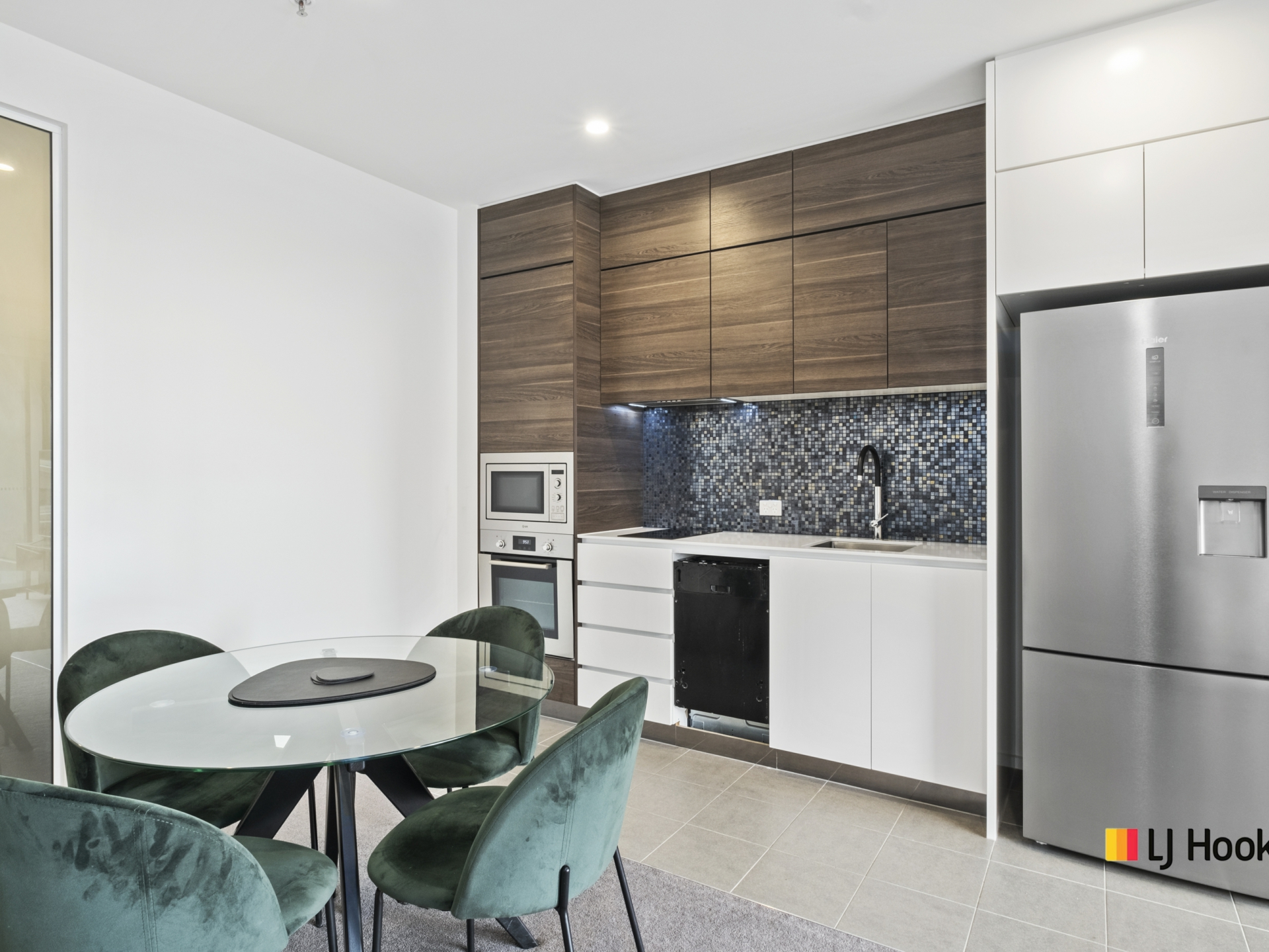 33/45 West Row, CANBERRA