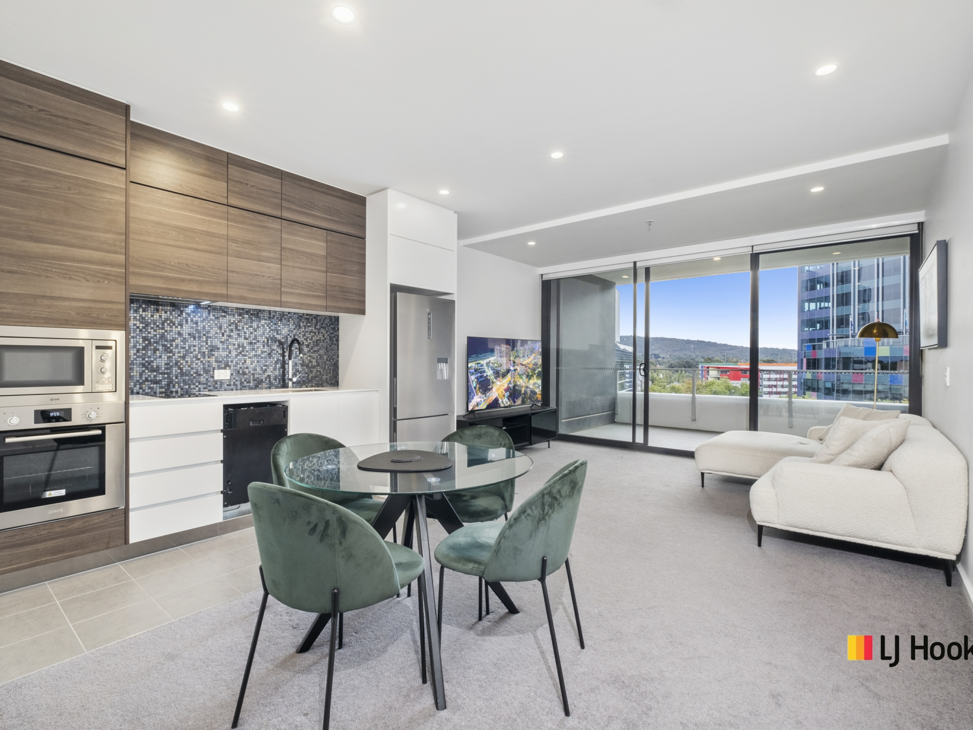 33/45 West Row, CANBERRA