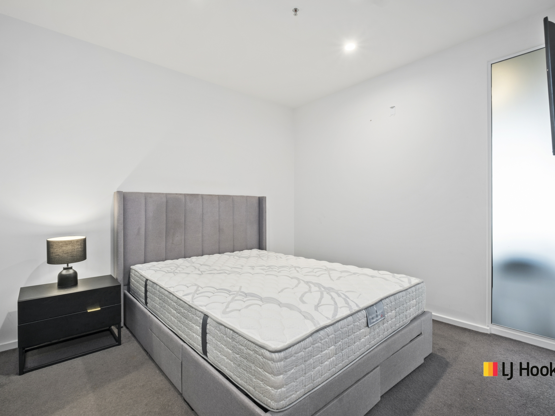 33/45 West Row, CANBERRA