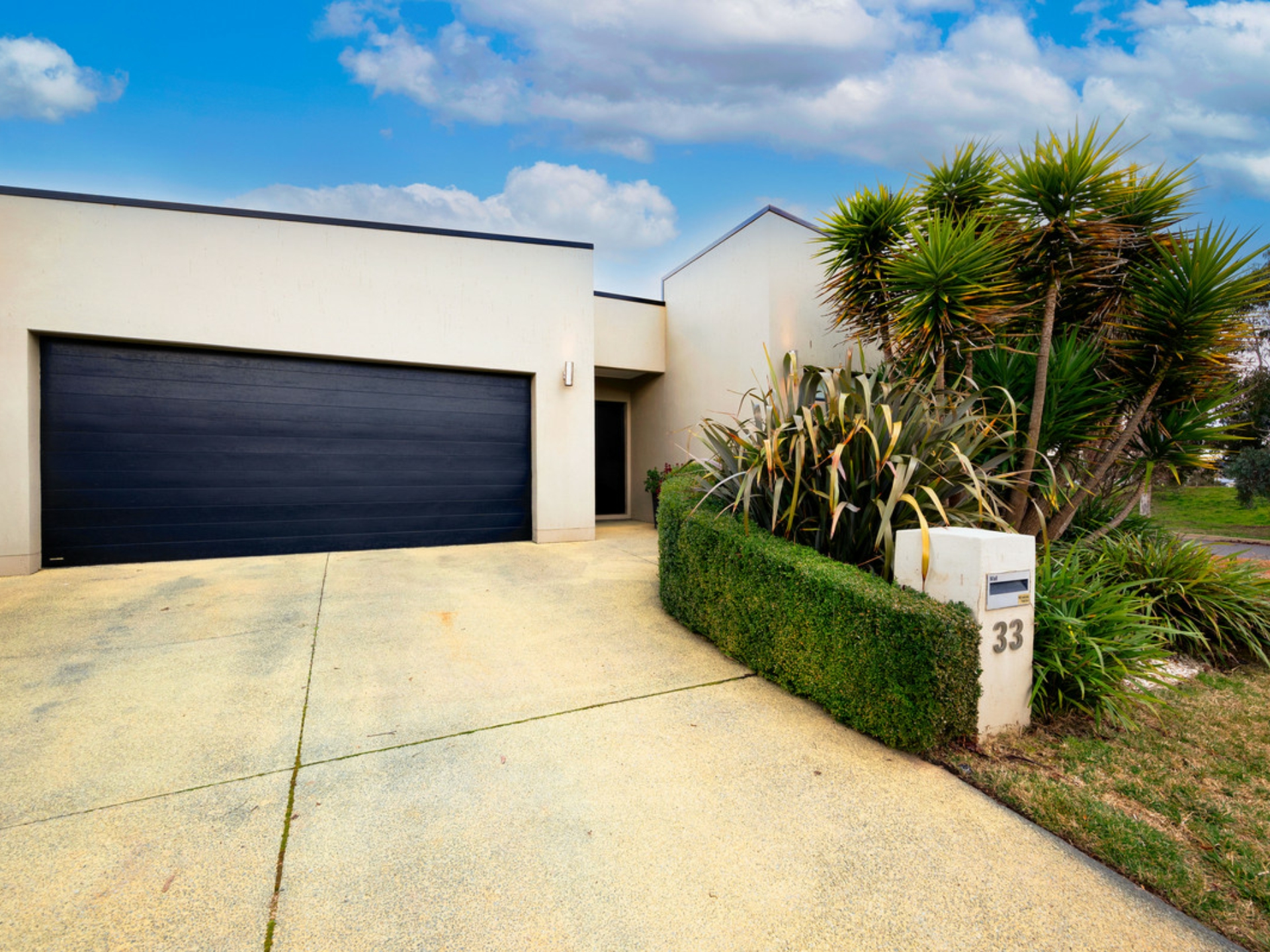 33 Penfold Street, GUNGAHLIN