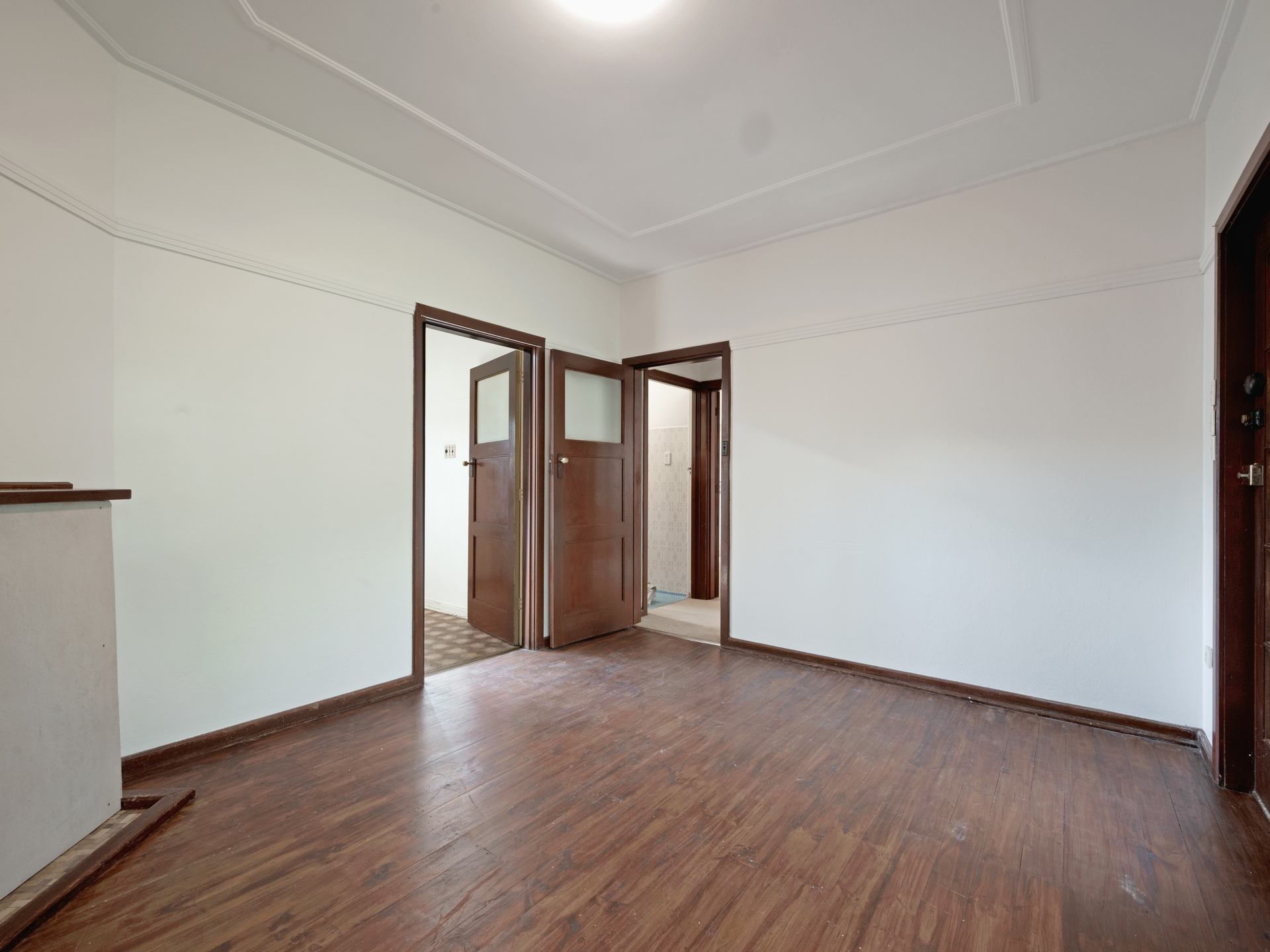 5A Hackett Gardens, TURNER