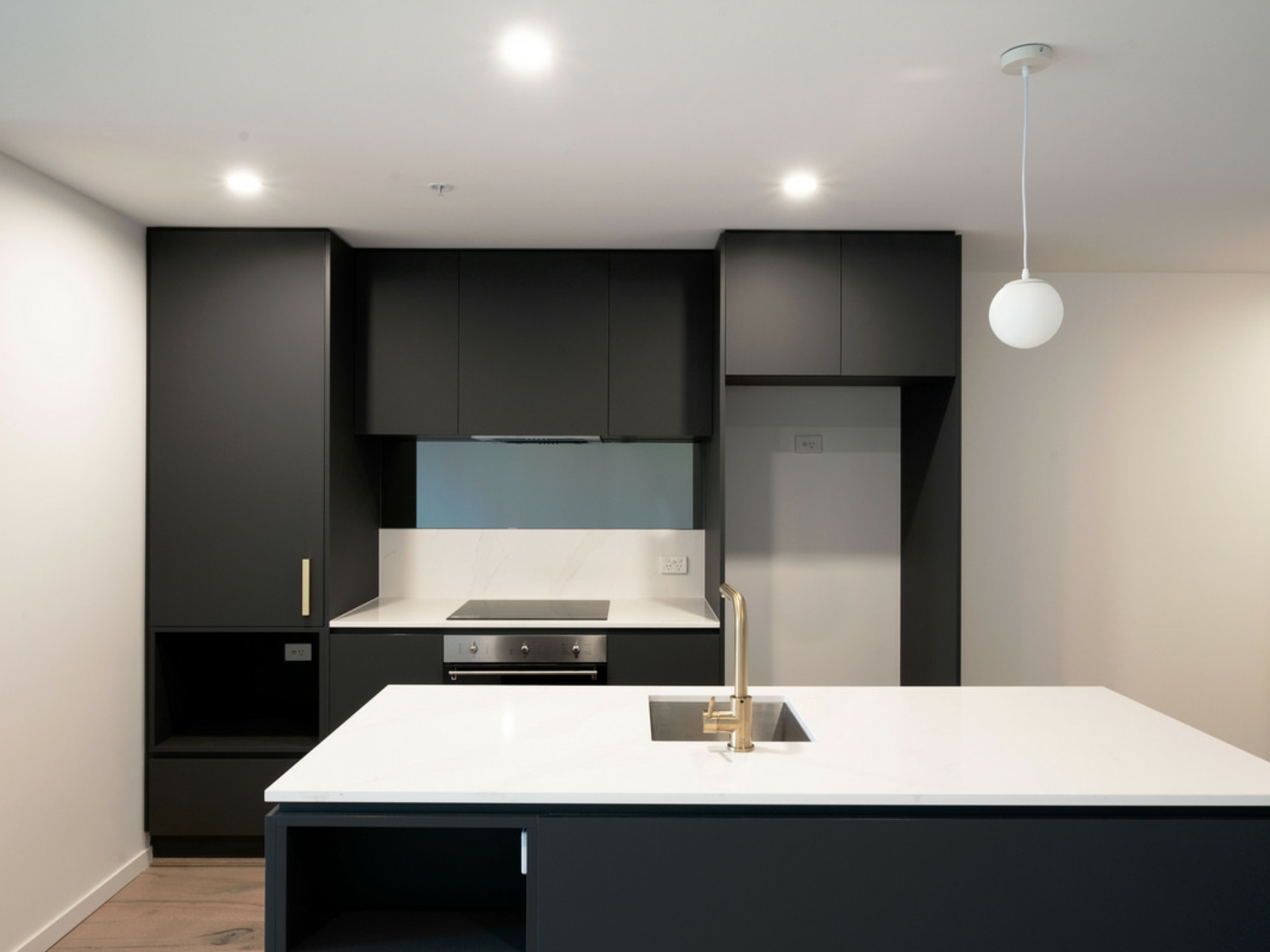 804/81 Cooyong Street, CITY