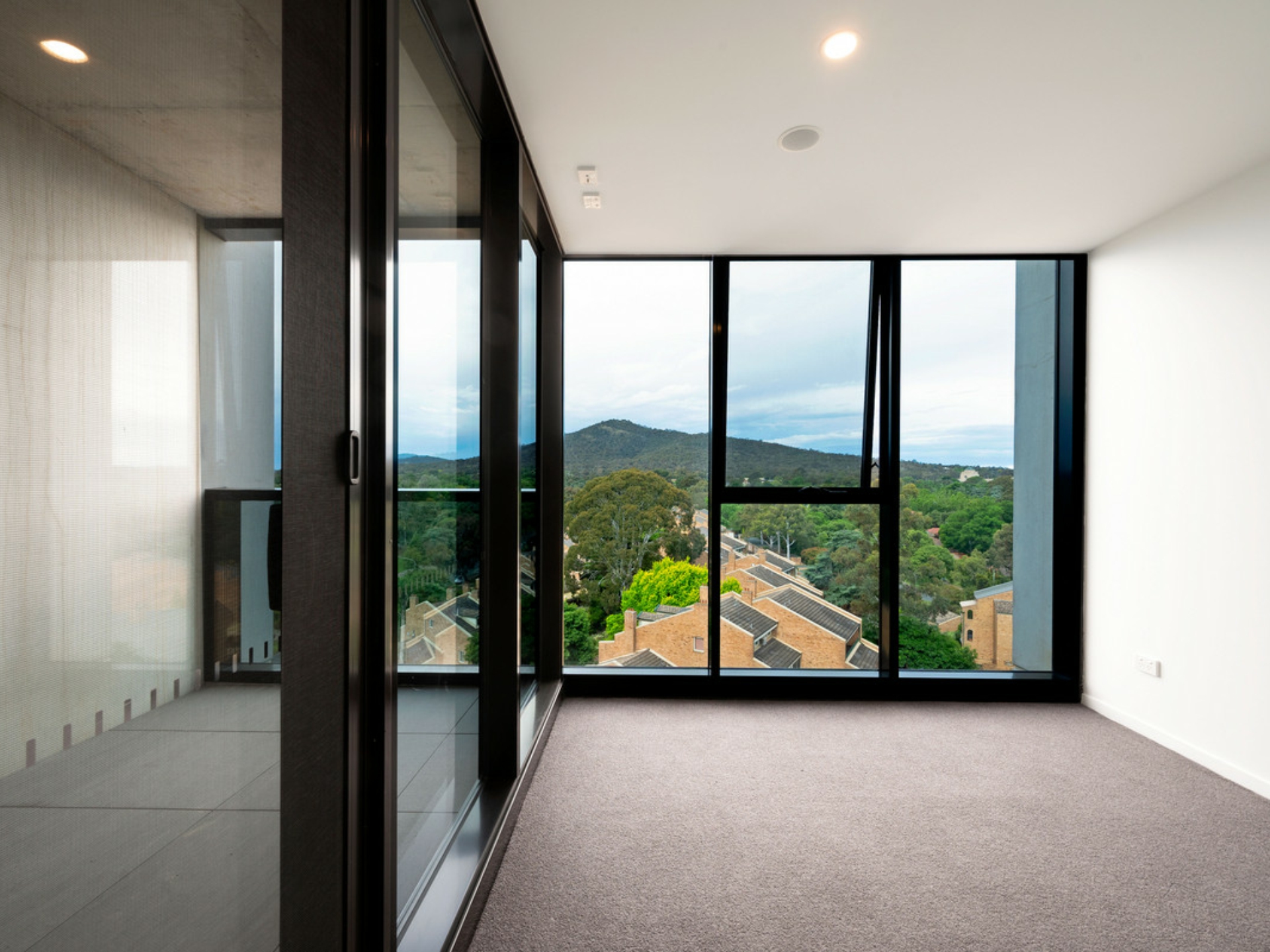 804/81 Cooyong Street, CITY