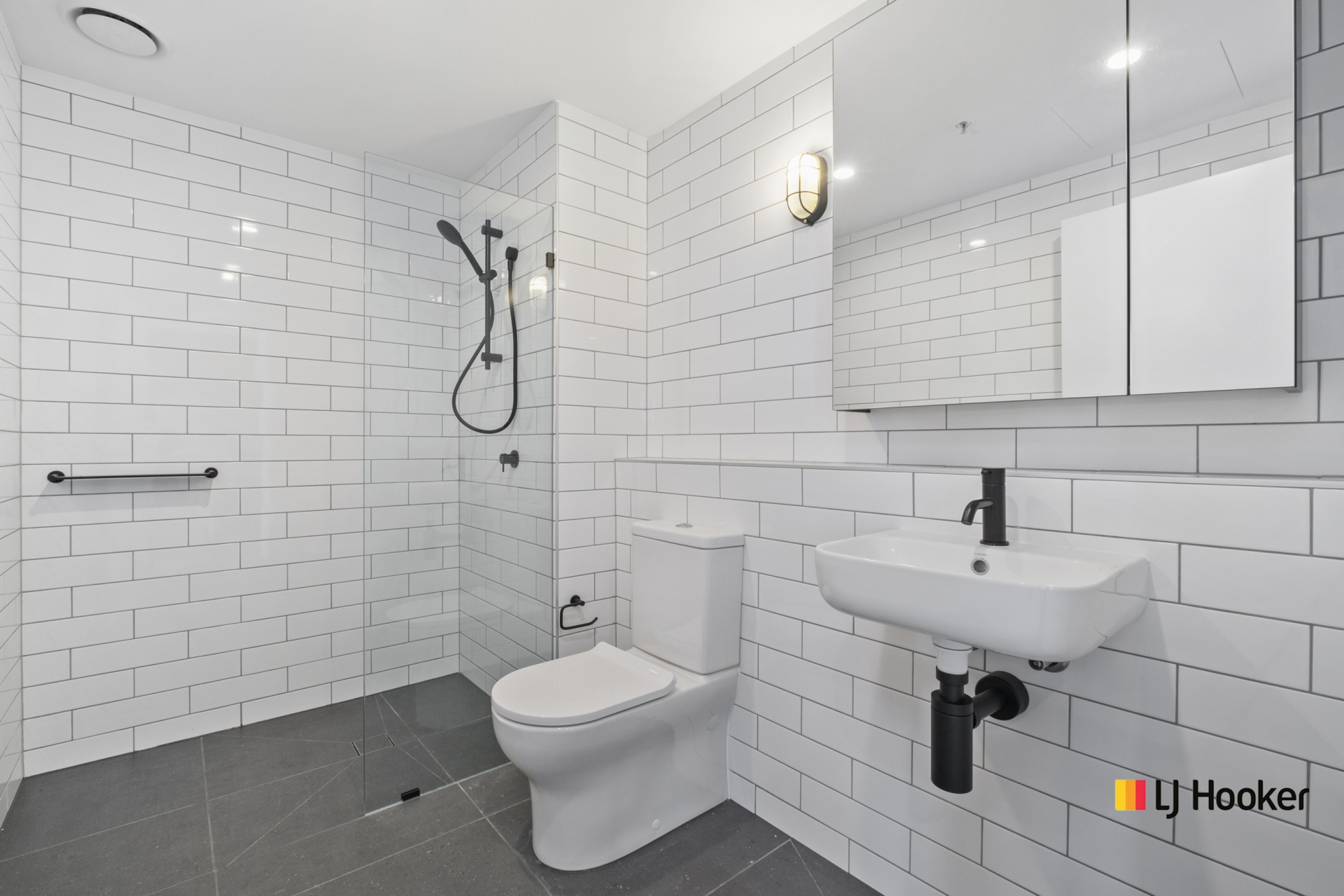 1201/90 Swain Street, GUNGAHLIN