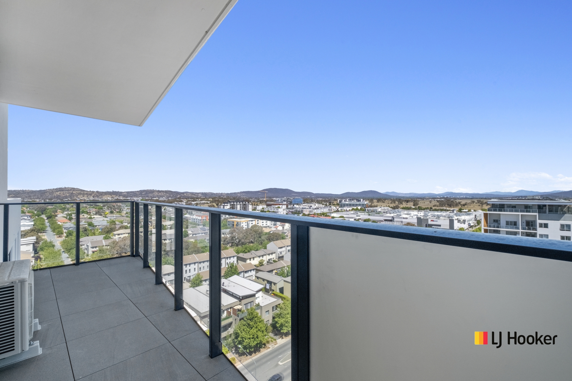 1201/90 Swain Street, GUNGAHLIN