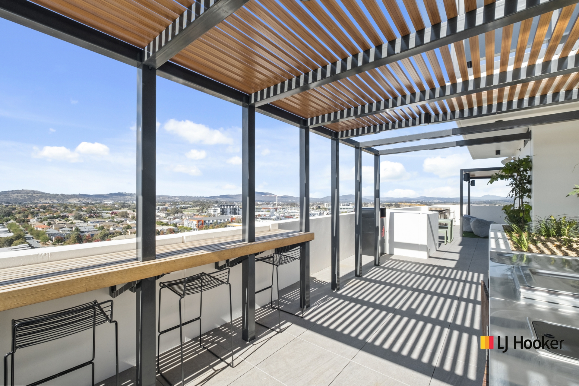 1201/90 Swain Street, GUNGAHLIN