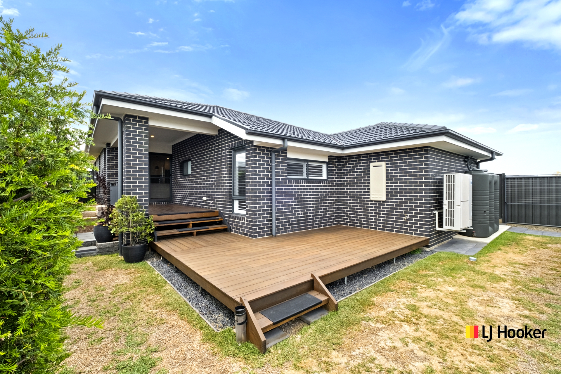 22 Lester Terrace, MONCRIEFF