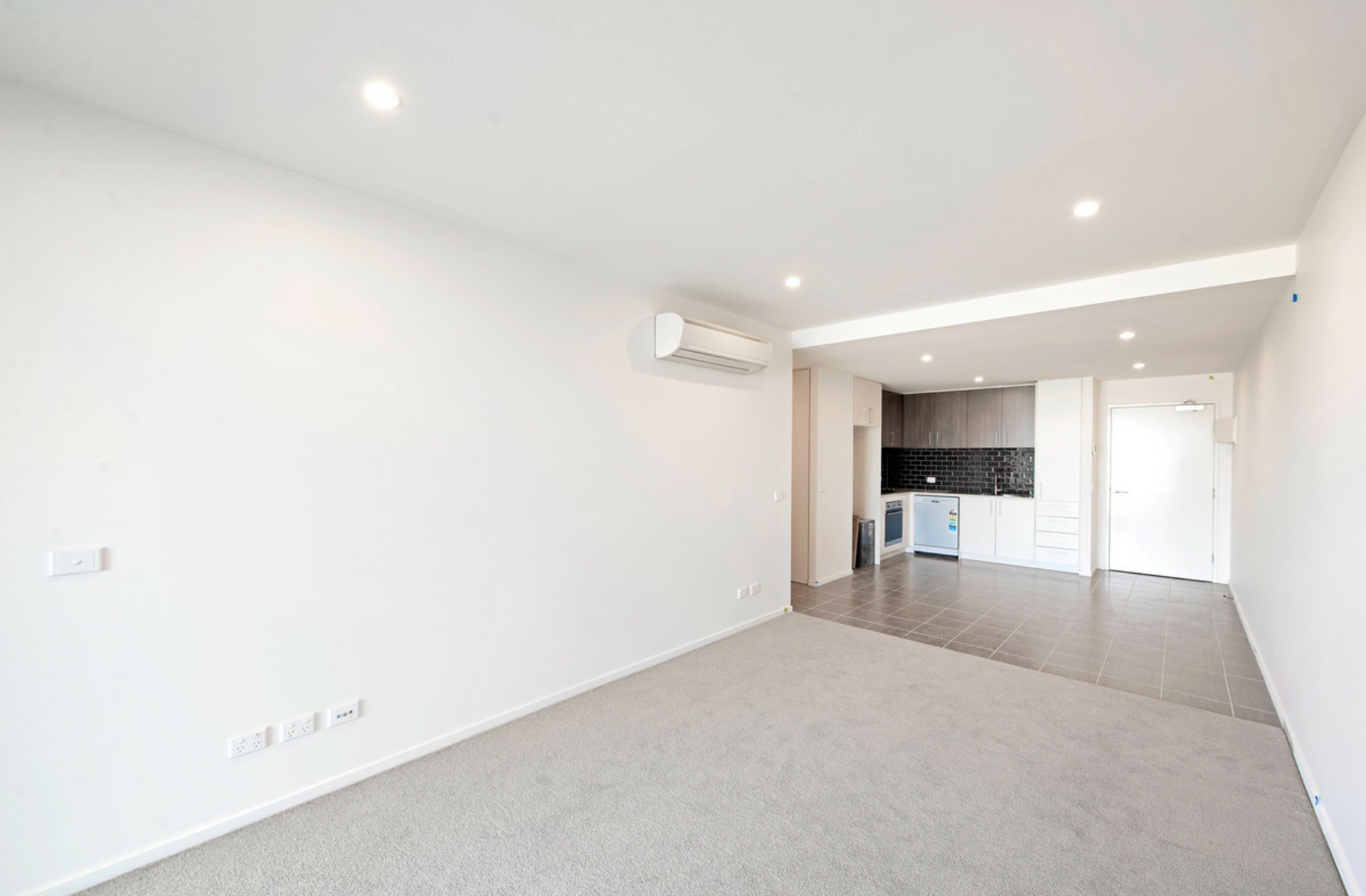 73/2 Hinder Street, GUNGAHLIN