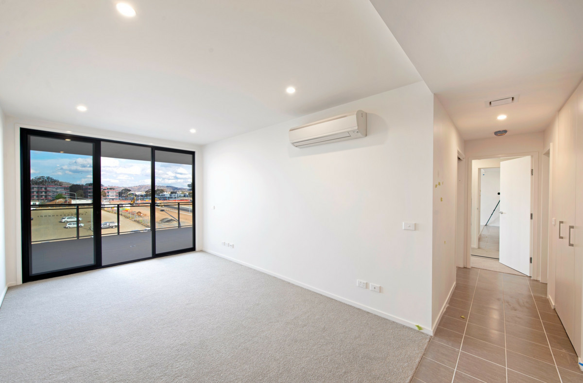 73/2 Hinder Street, GUNGAHLIN